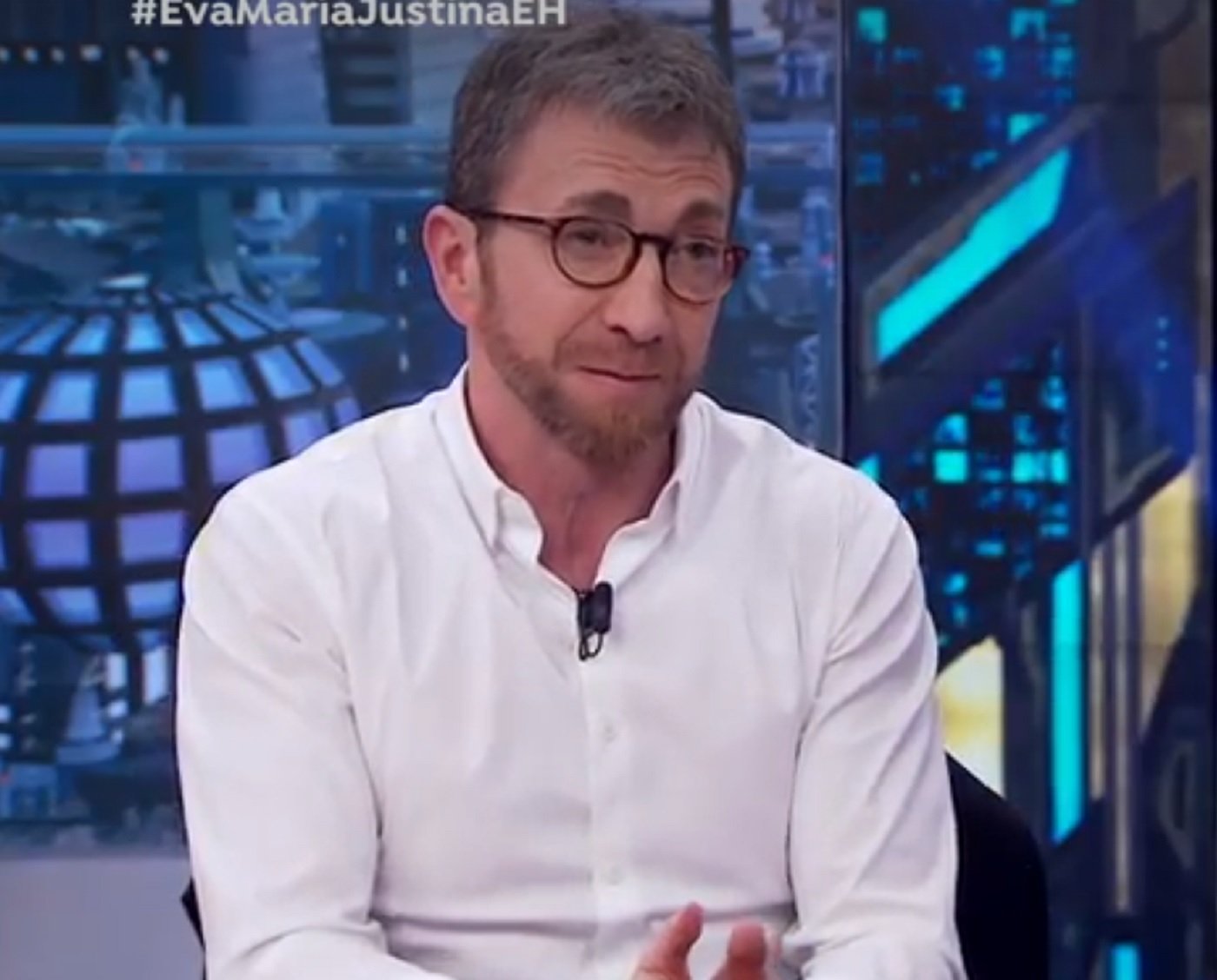 Bogeria a 'El Hormiguero' amb el vestit d'una convidada: ensenya més del compte