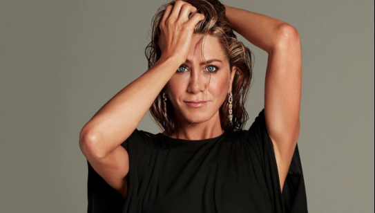 Jennifer Aniston tiene un secreto de belleza que puedes comprar en Amazon