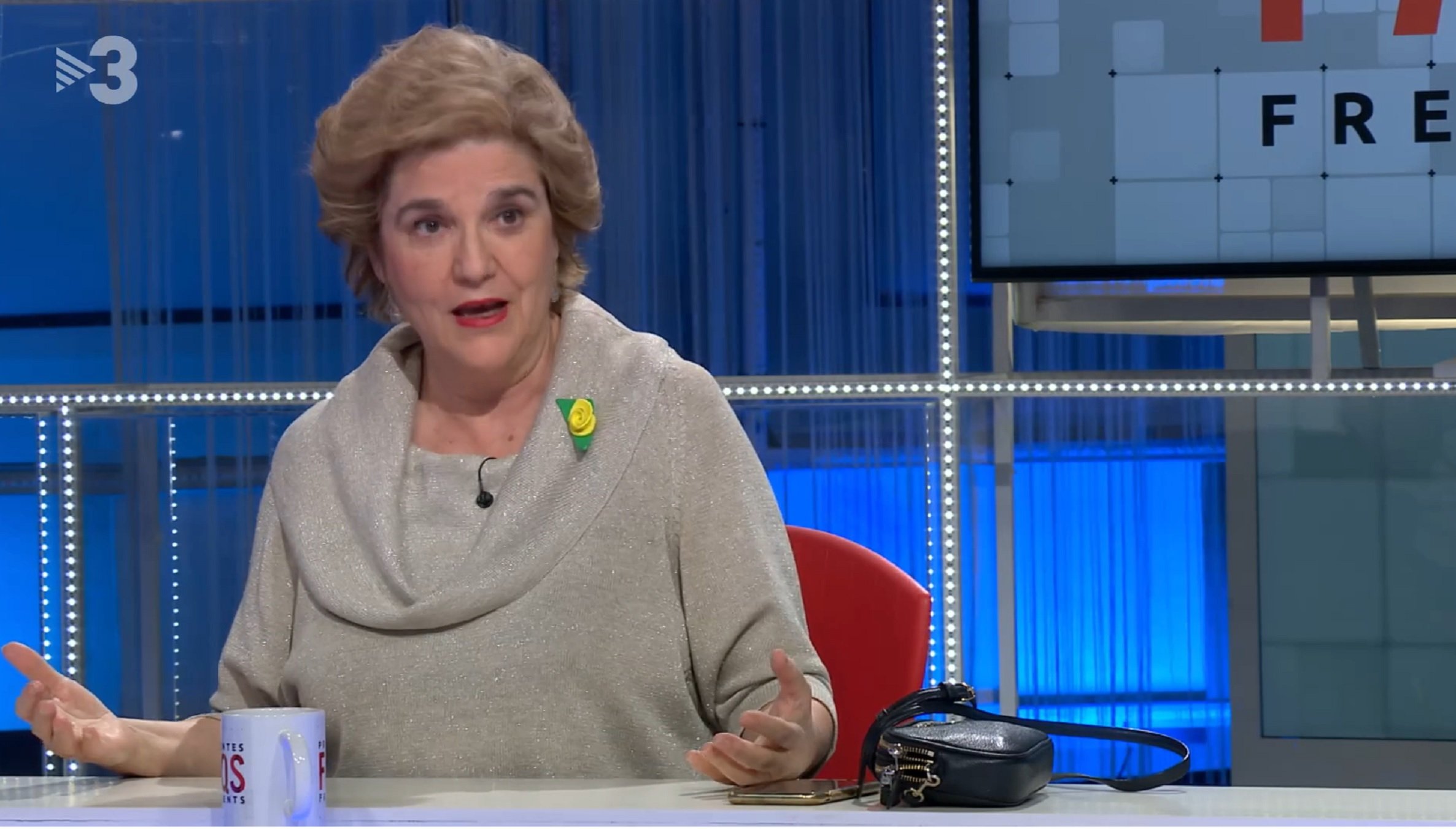 Pilar Rahola i la seva germana petita Àngels Rahola, a Badalona: foto preciosa