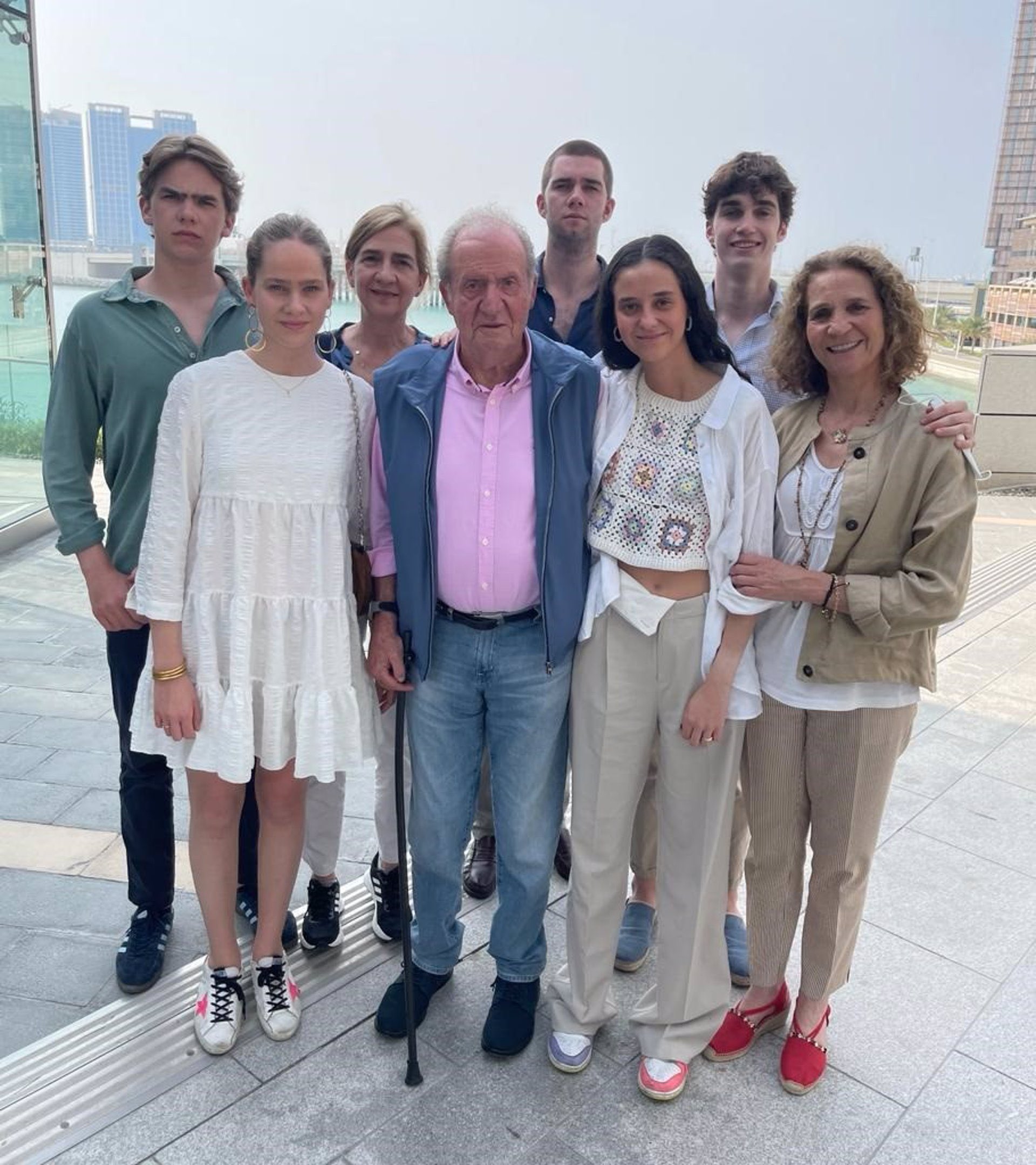 Joan Carles nega photoshop. El "miracle" d'Abu Dhabi: Pablo Urdangarin amb cames
