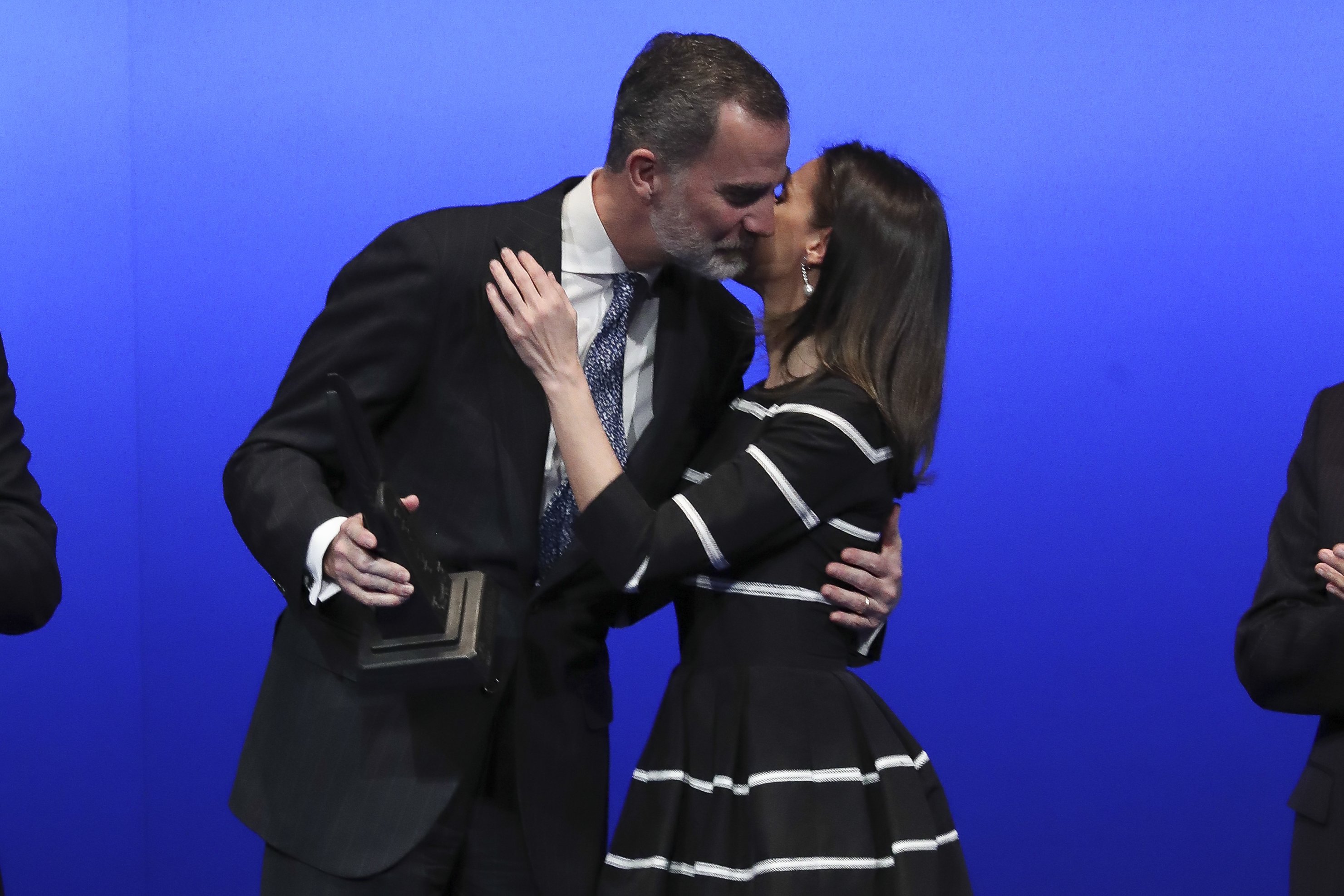 Felipe VI y Letizia, vidas separadas, el rey duerme fuera de casa en Navidad