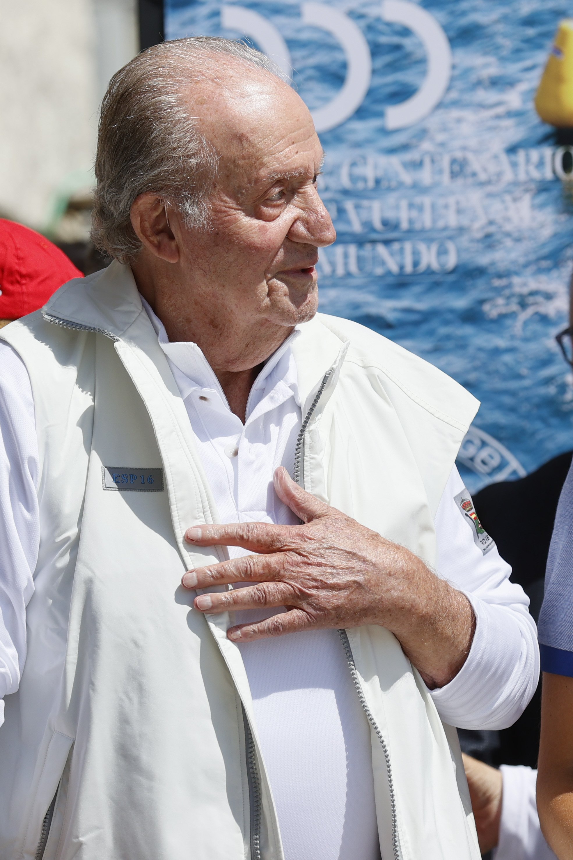 Joan Carles, barra lliure de pernil ibèric a La Zarzuela: Hisenda ho investiga