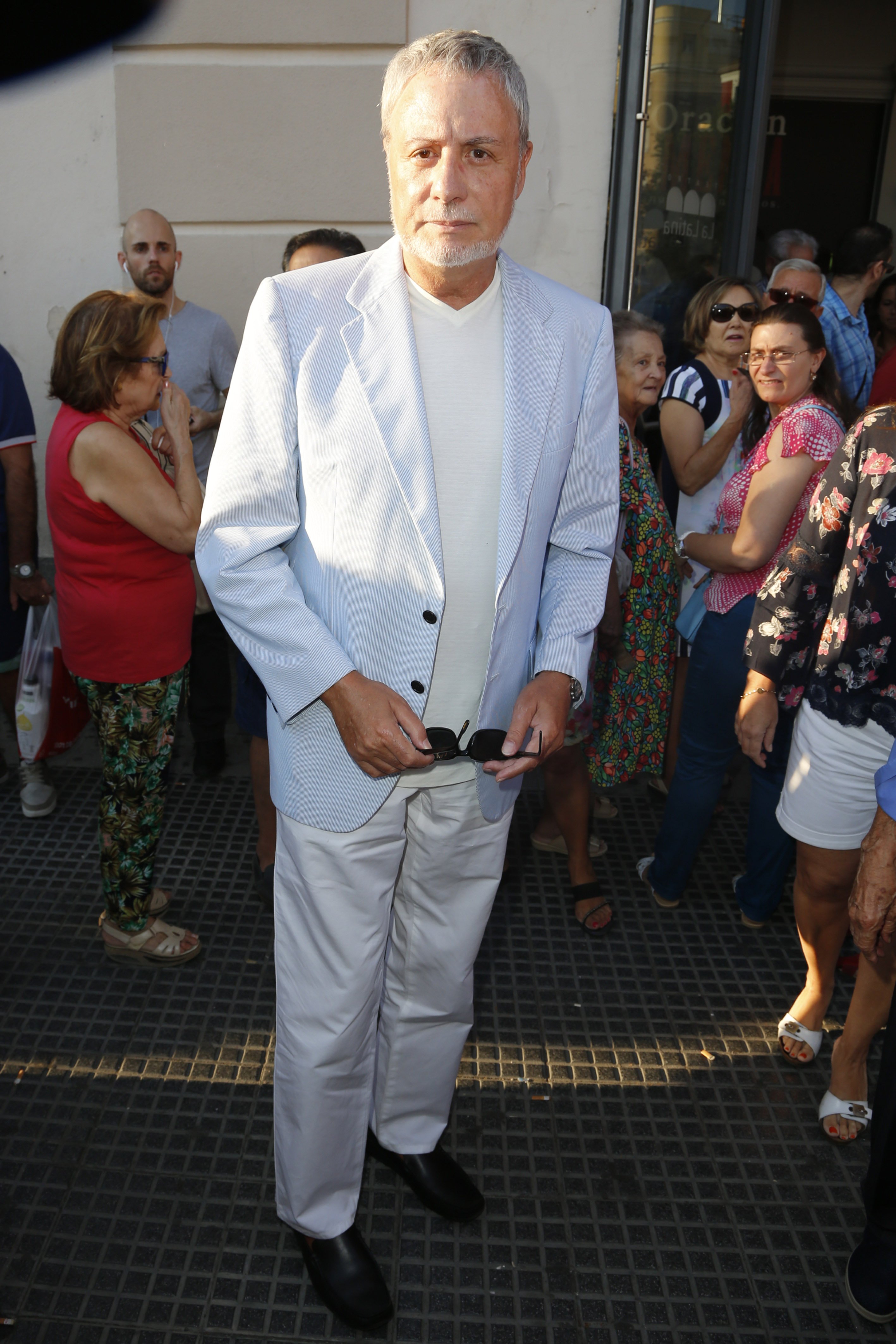 El actor catalán Joaquín Kremel publica foto viral del rey acompañado: la red, enloquecida