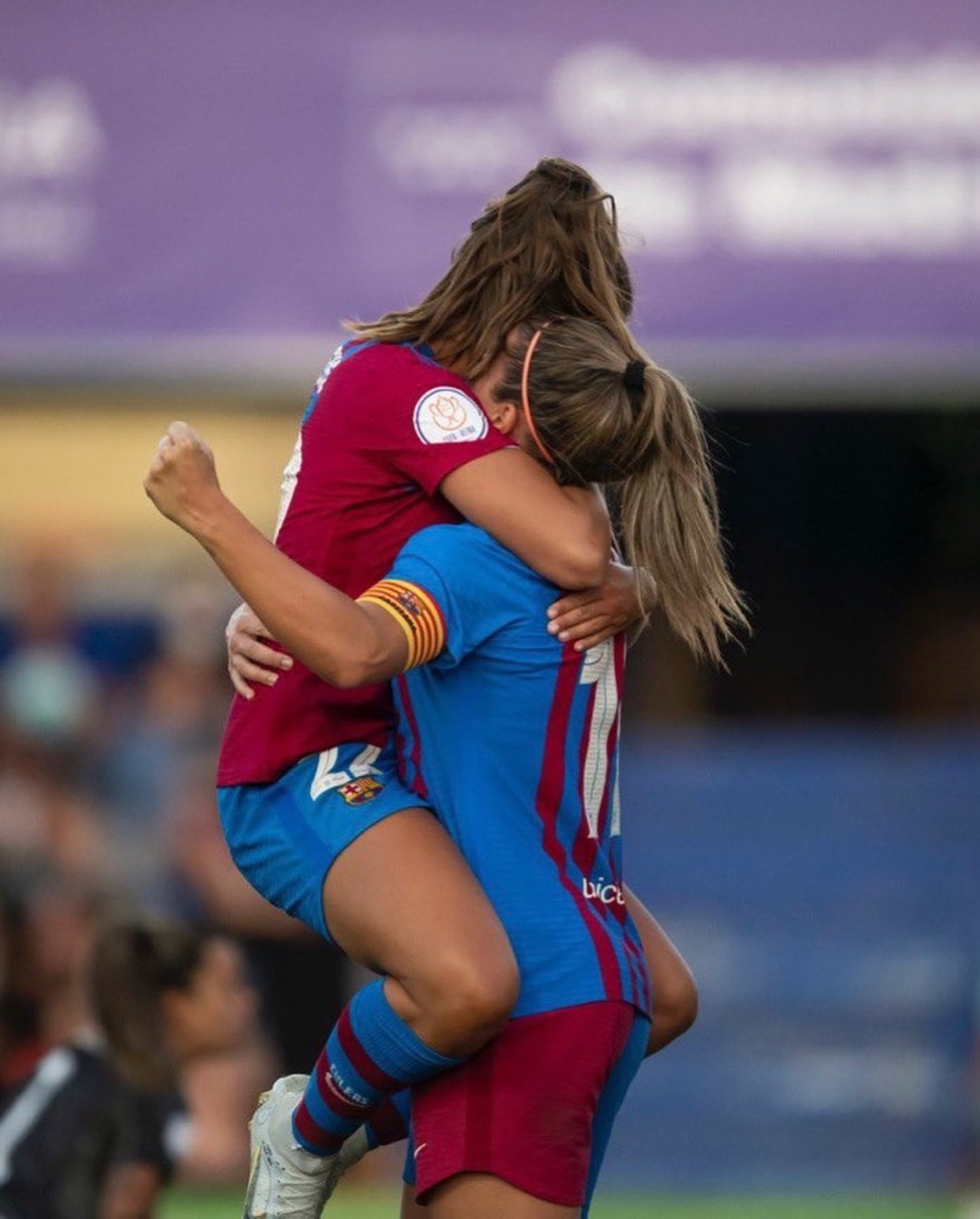 Indecente comentario en TVE por el Barça-Madrid femenino. Espectadores irados: "Vergüenza"