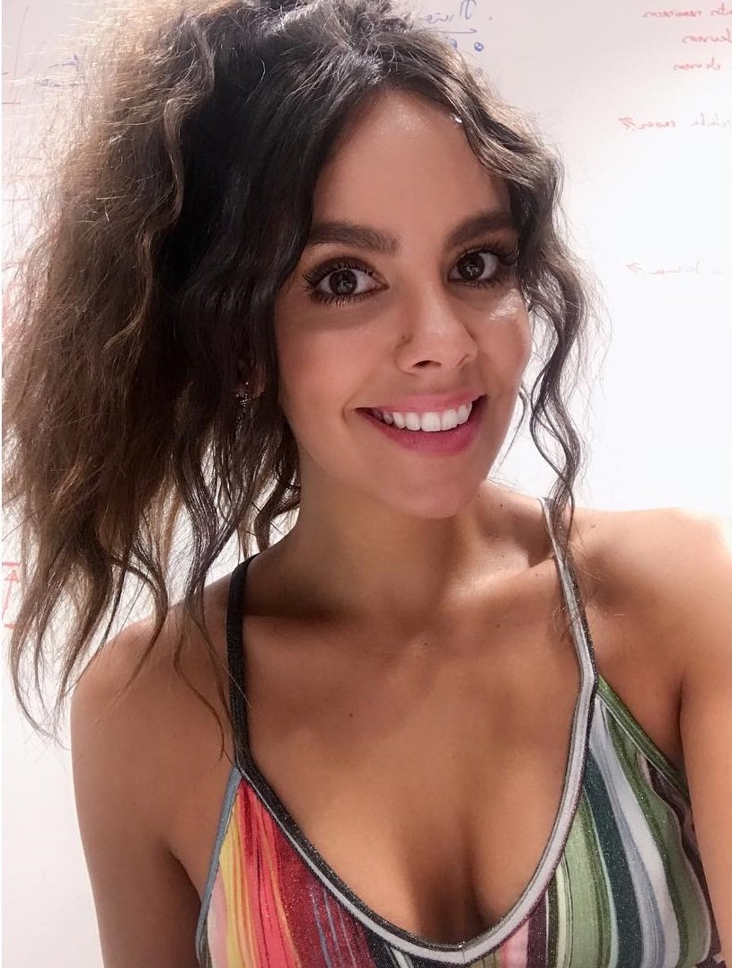 Cristina Pedroche se convierte en Shakira