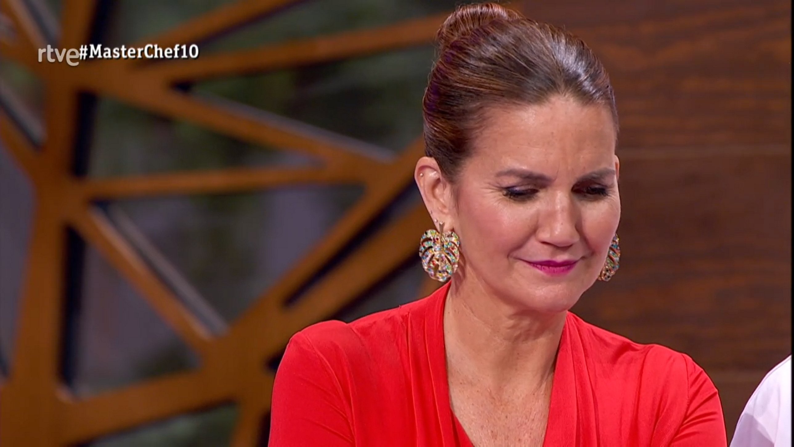 El gesto inapropiado de Samantha Vallejo al despedir a un expulsado de 'Masterchef'