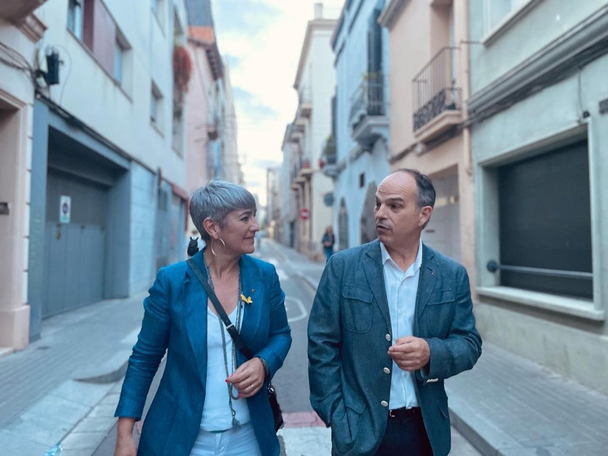 La consellera Ciuró, imagen inusual la verbena de Sant Joan: Jordi Turull, emocionado