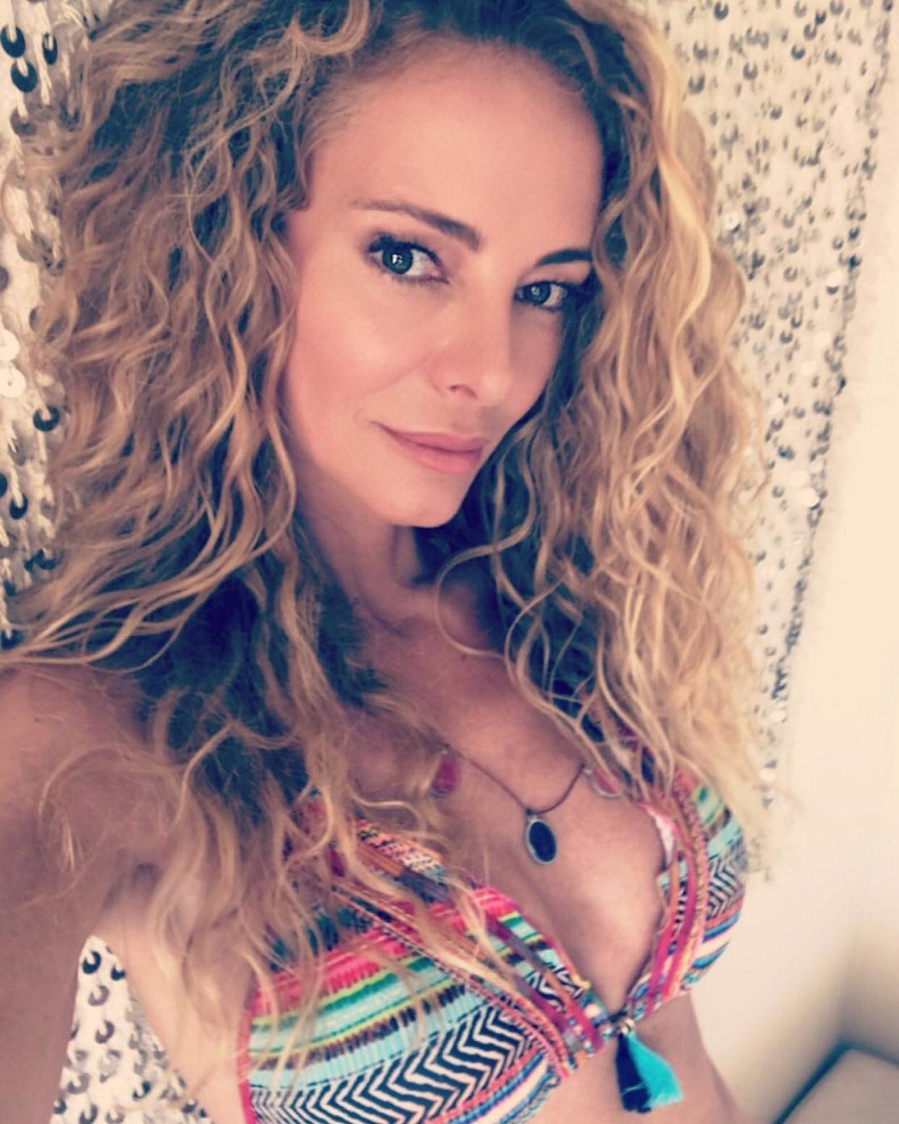 Paula Vázquez reivindica su físico luciendo bikini en Instagram