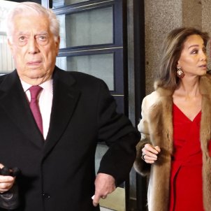 Mario Vargas Llosa con Isabel Preysler GTRES