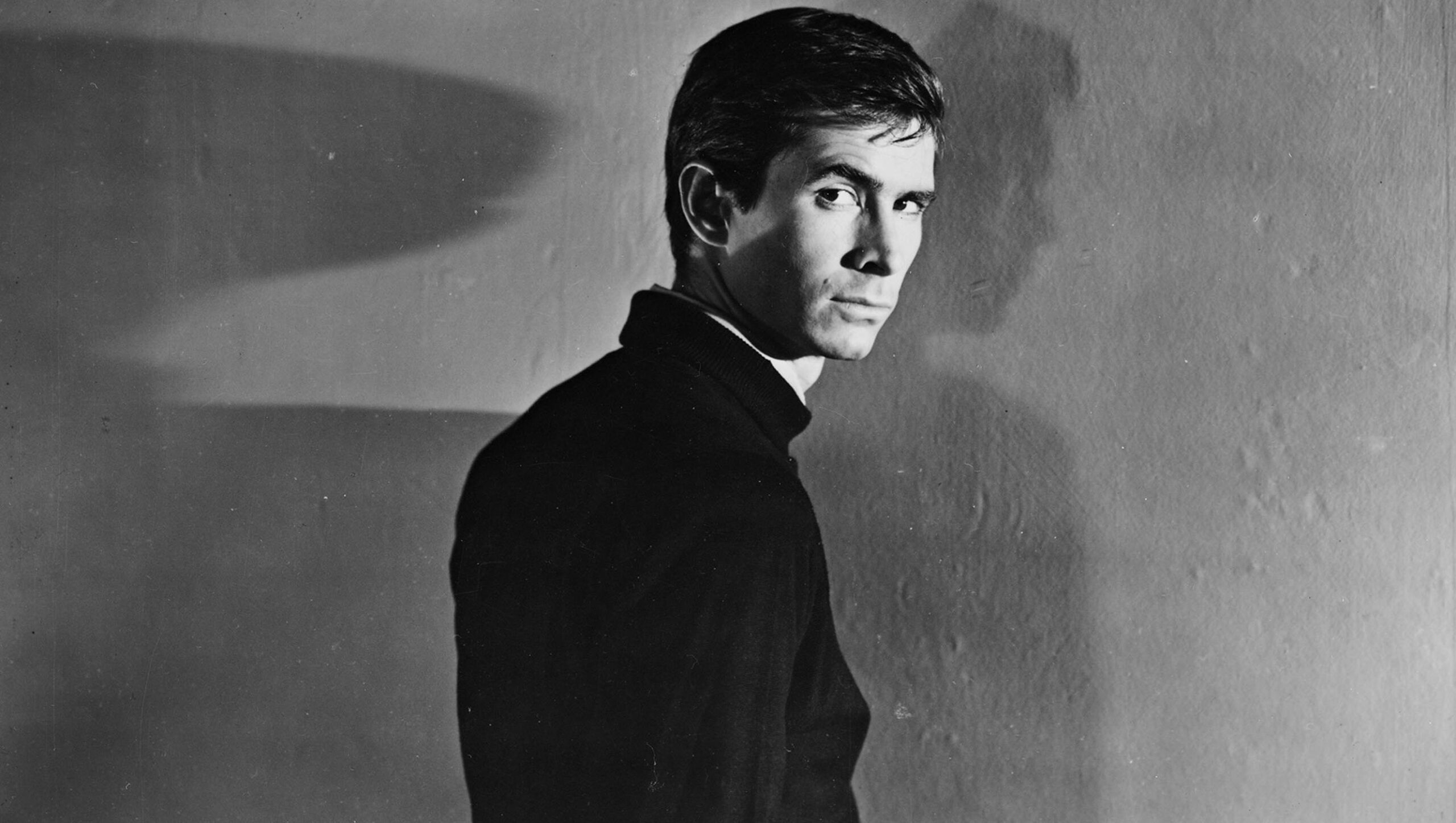 Anthony Perkins, l'actor de 'Psicosi', i no l'únic, que va ocultar la seva condició sexual amb muntatges