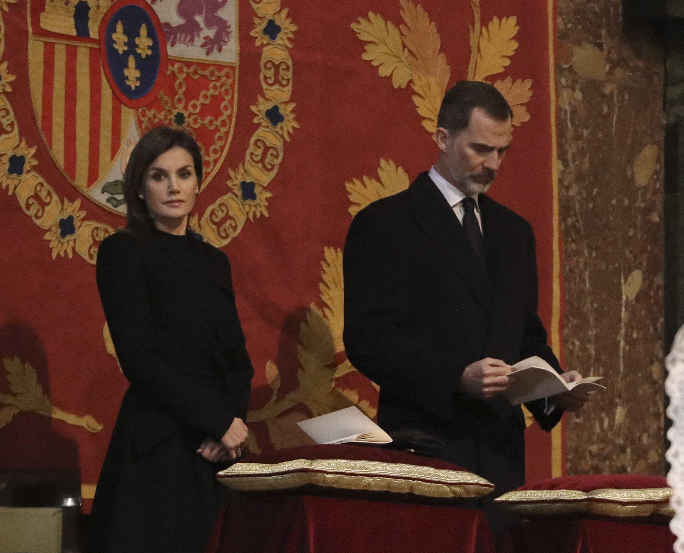 La impactante portada de una revista belga sobre Letizia: en La Zarzuela tiemblan