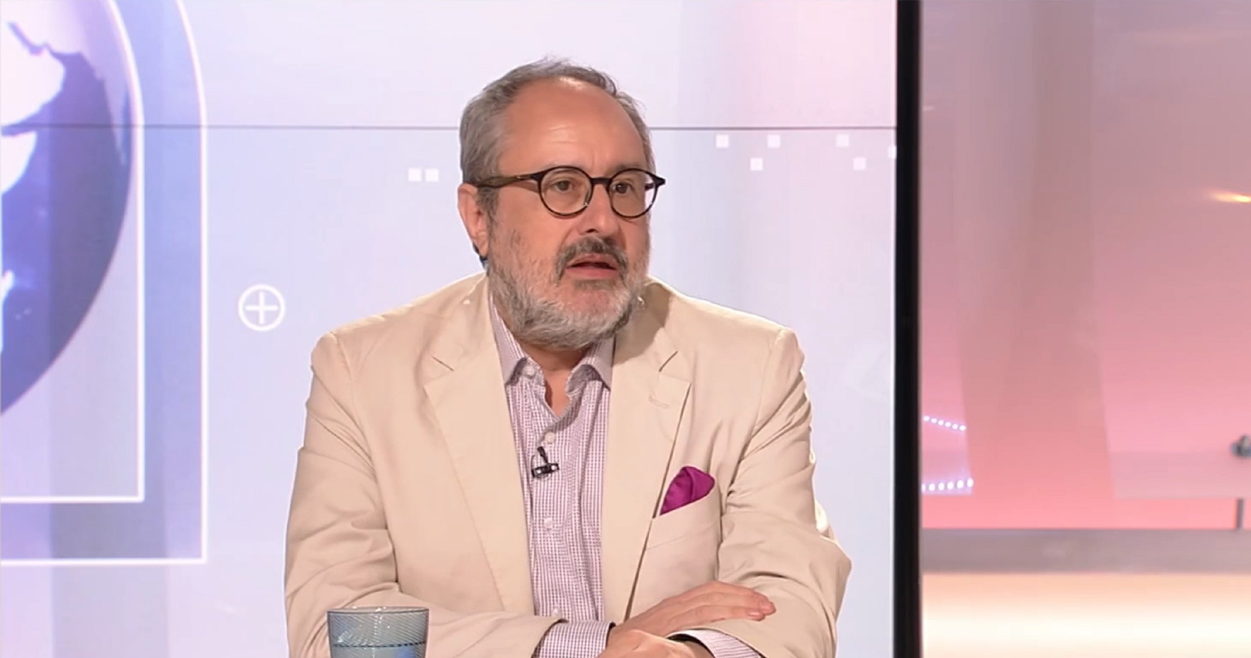 Antonio Baños humilla a Miquel Iceta por lo que dice de Laura Borràs: 3 apellidos