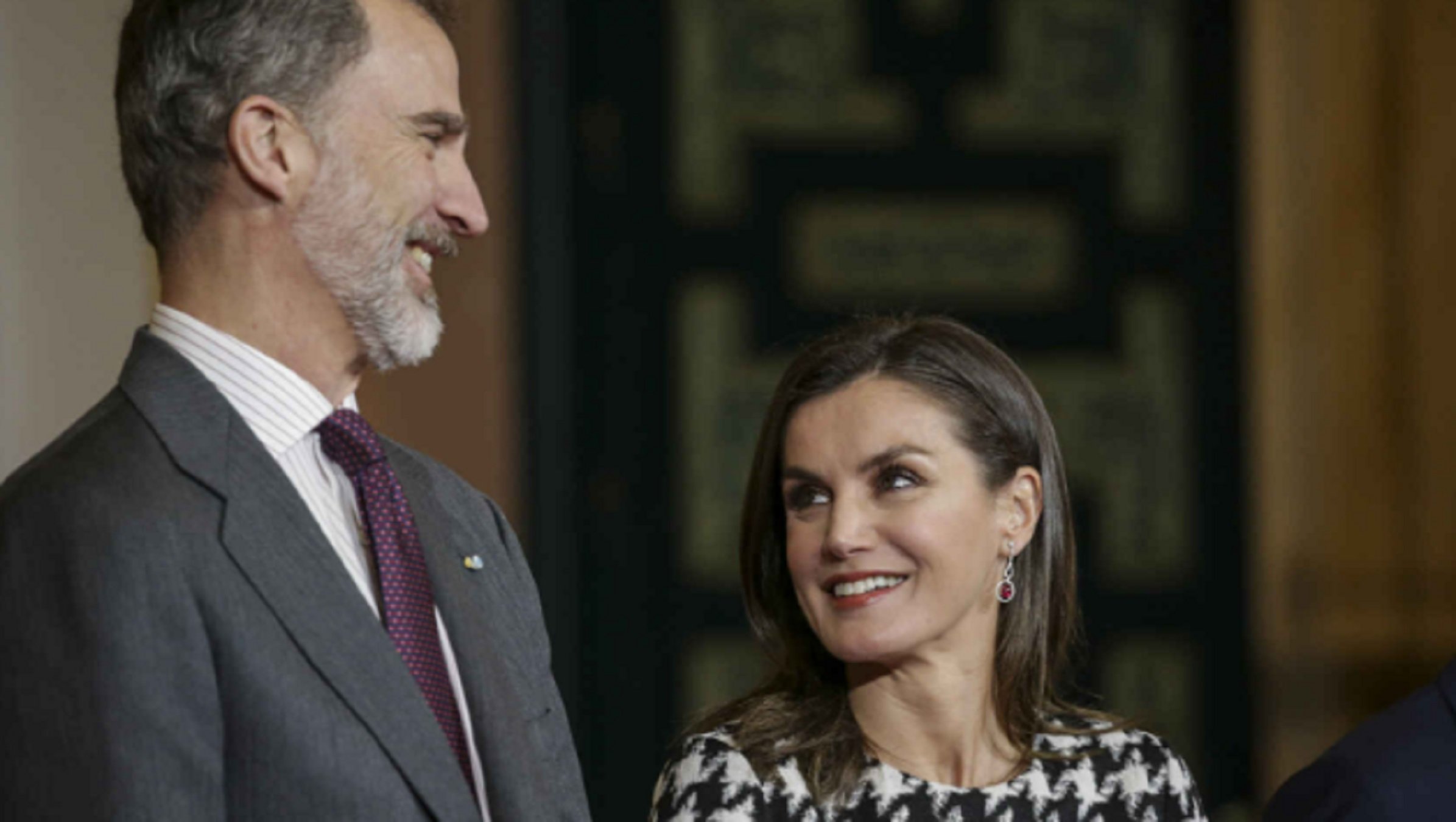 Furia por lo que explica un medio español sobre las vacaciones de Felipe y Letizia