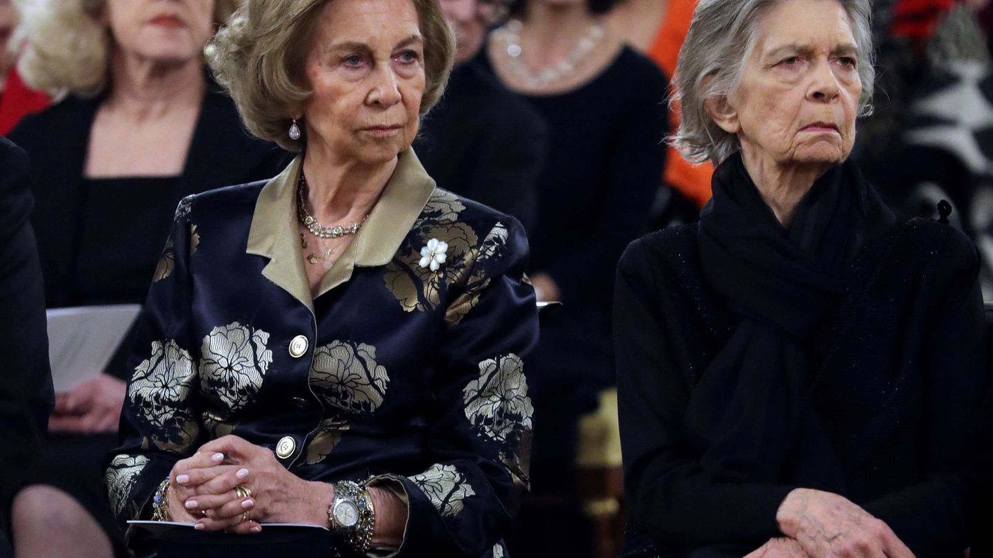 La reina Sofia necessita un seguici de 250 persones per a les seves vacances a Marivent