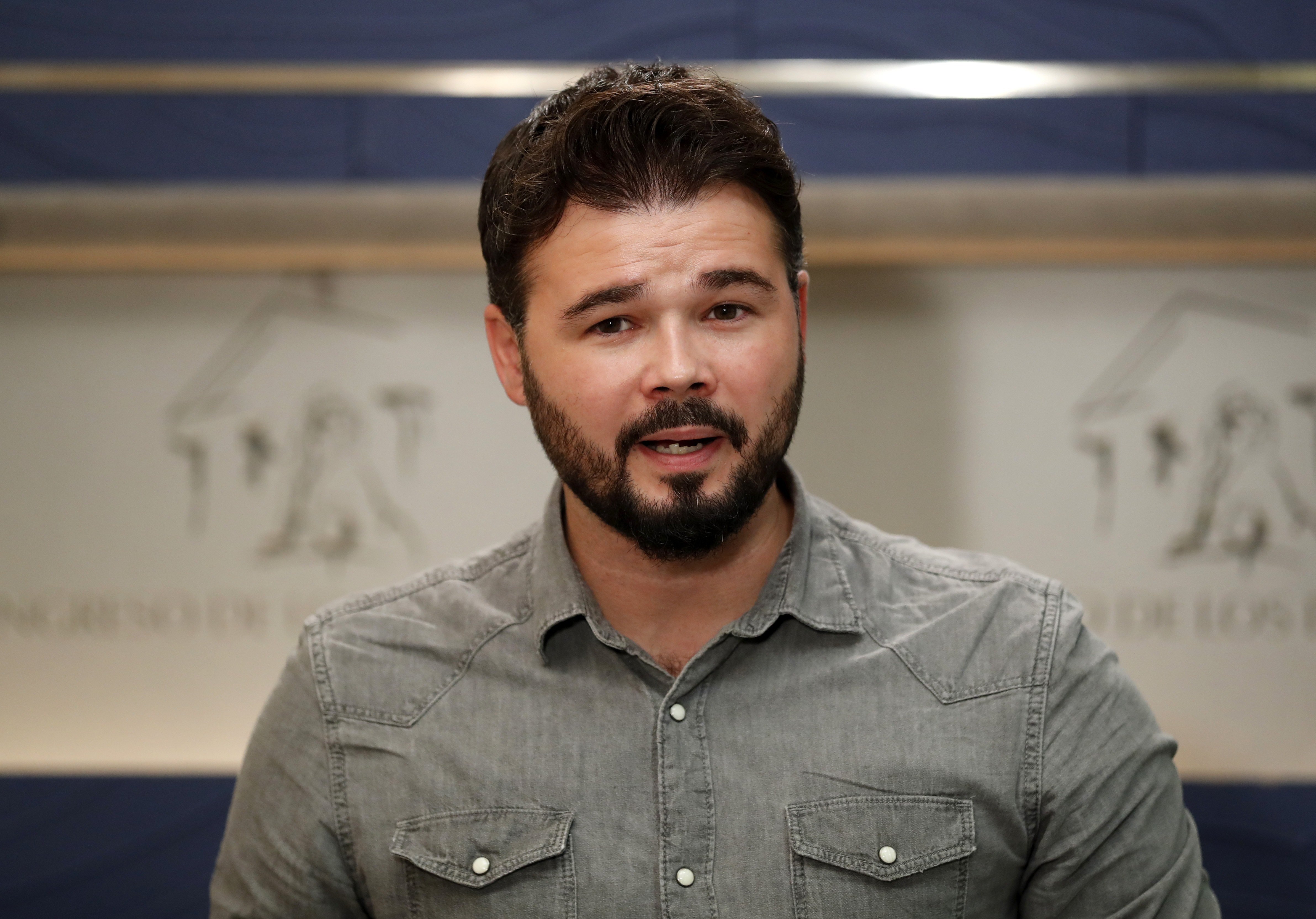 Rufián critica que TVE contracti Carlos Herrera