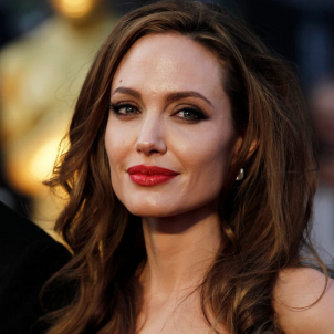 Angelina Jolie  instagram