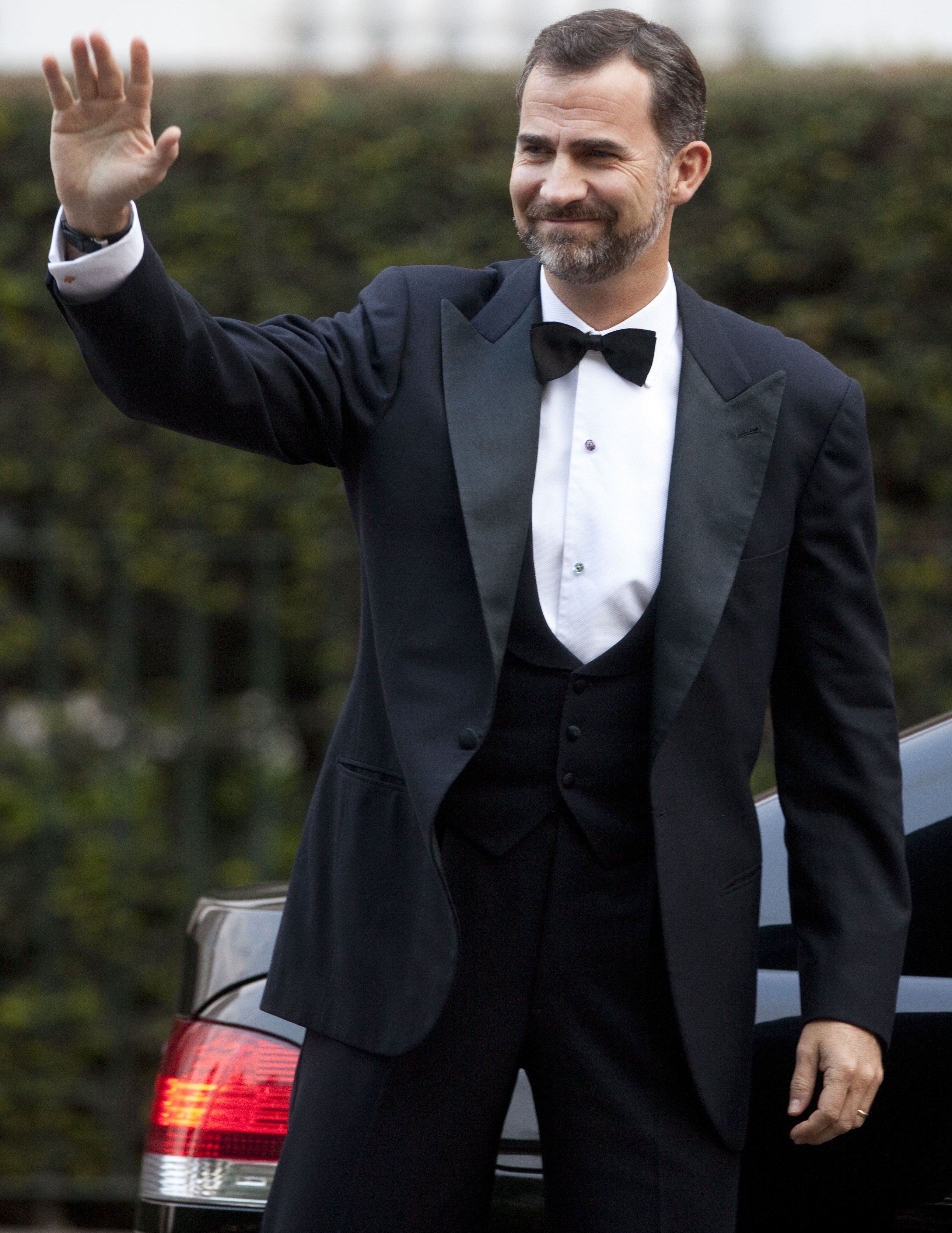 Felipe VI coincide con la amante de su padre en una boda