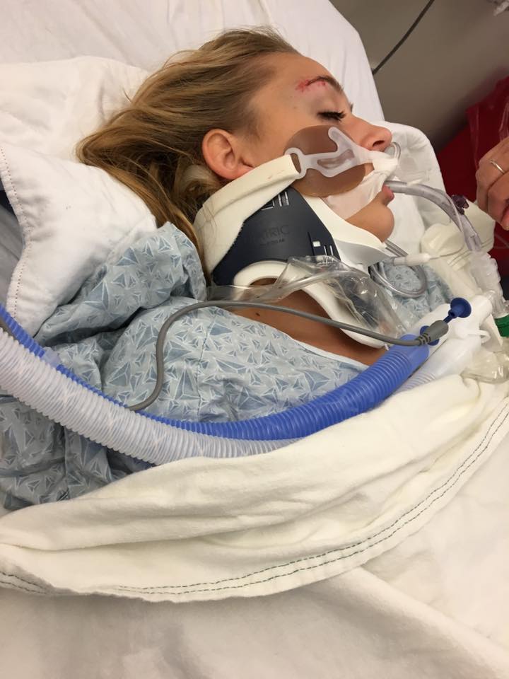 Una madre publica en Facebook fotos de su hija en coma para avisar del peligro del alcohol