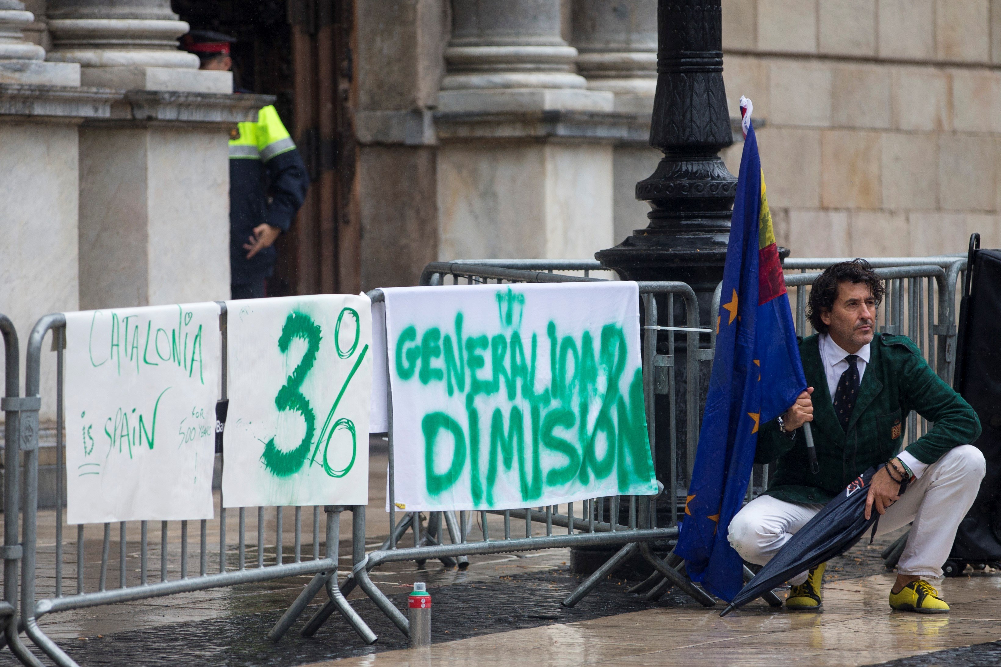 Álvaro de Marichalar reacciona a la independència: 'akelarre golpista pirata'