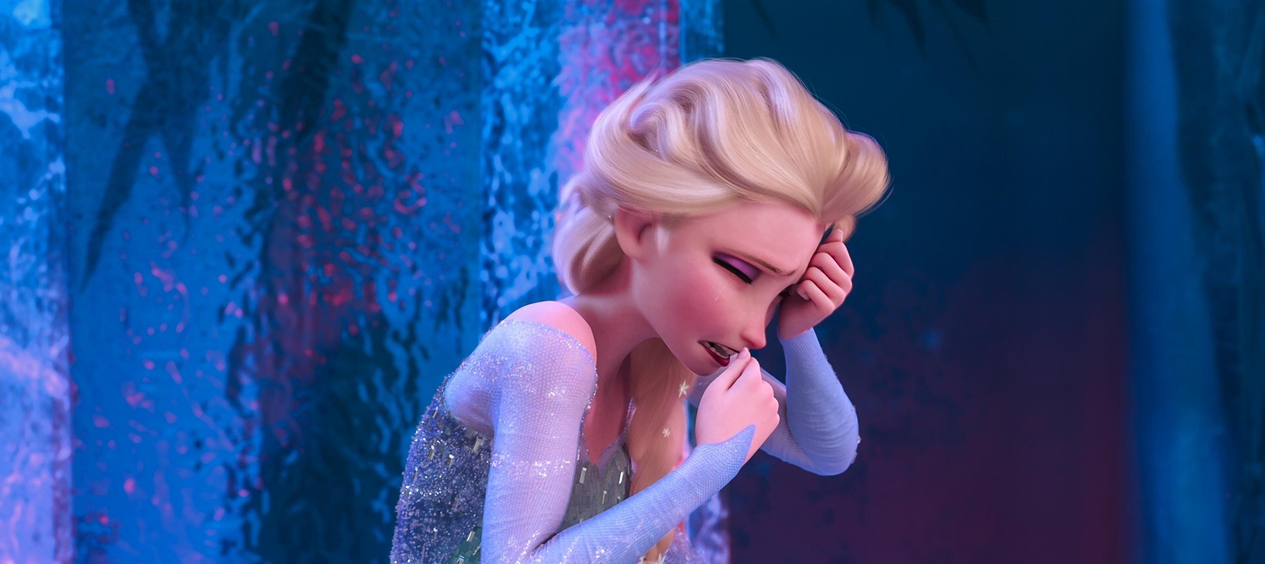 Telecinco traumatiza a miles de niños cortando 'Frozen' por la mitad