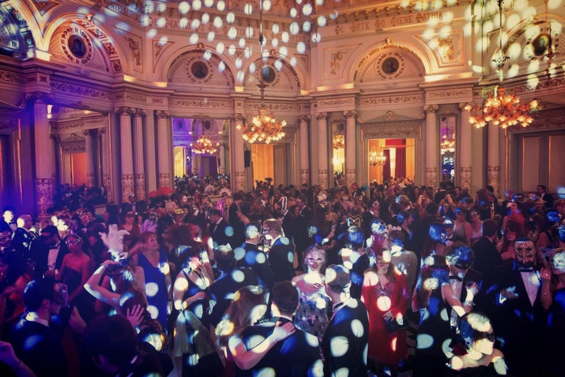 El ball de màscares del Cercle del Liceu, la festa més exclusiva de Barcelona