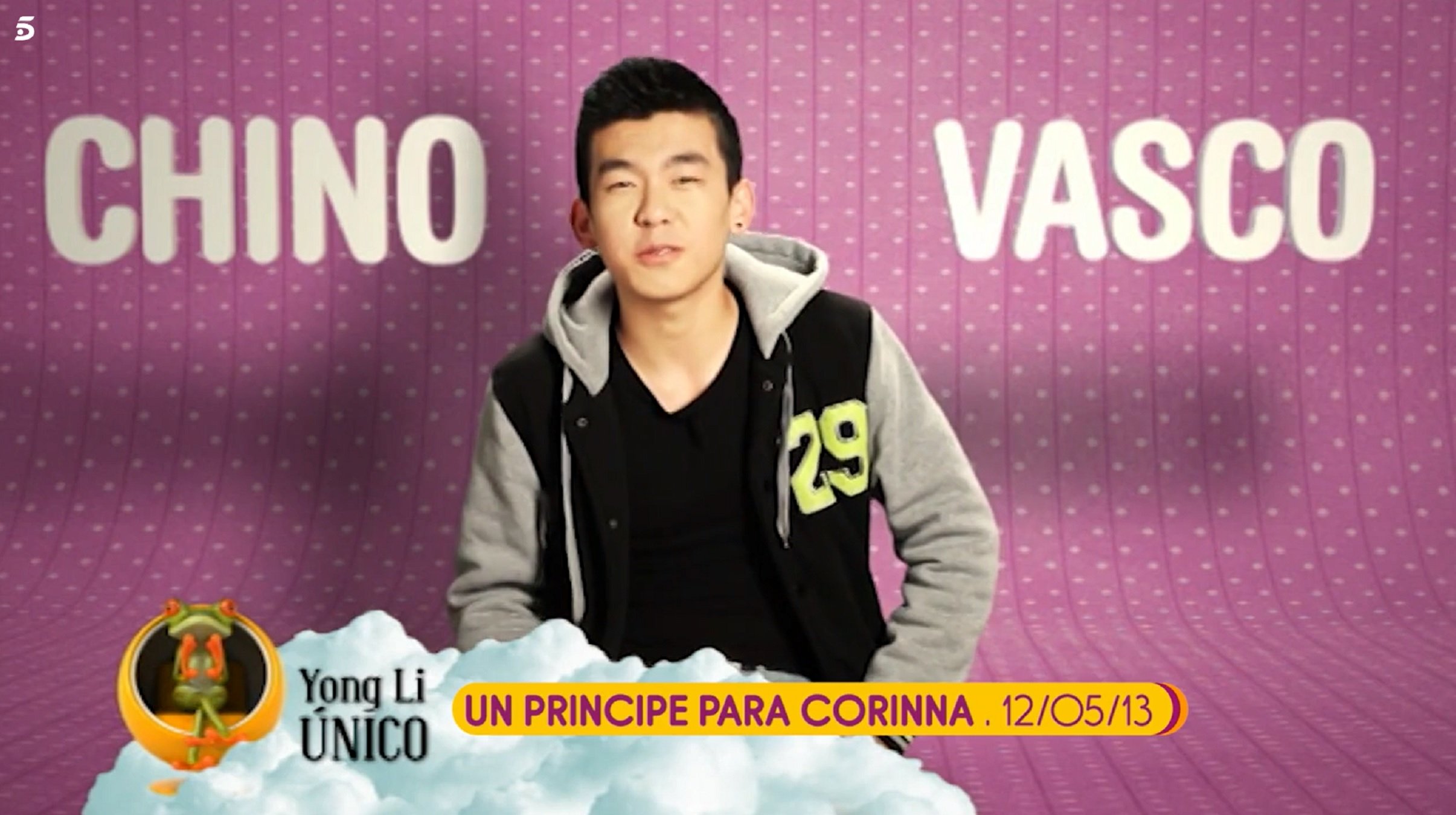 La impresionante Miss World con la que Yong Li (SV) perrea a la luz de la luna: ¡哇, le va el corazón a mil!