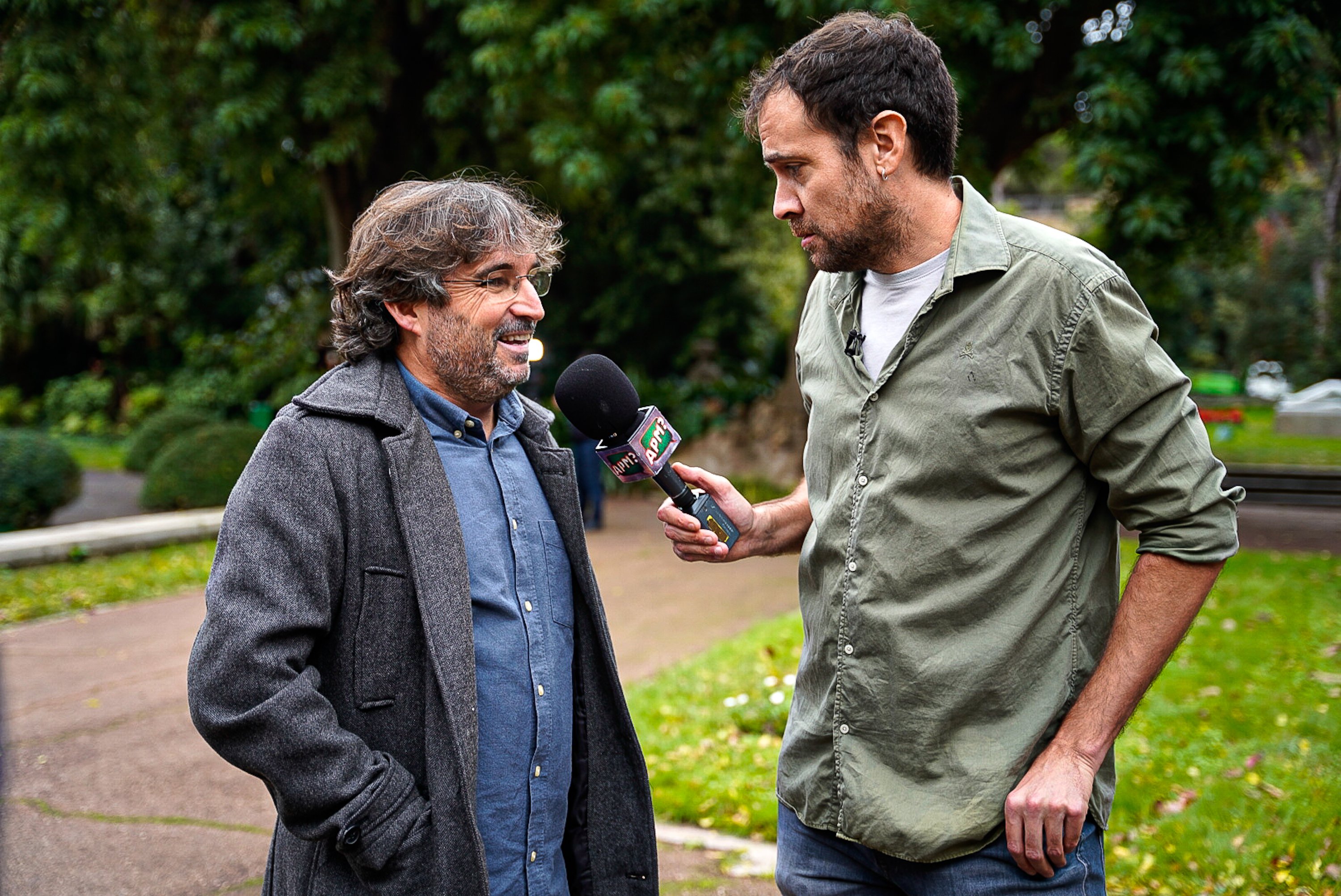 Ball de bastons entre Gerard Quintana i Jordi Évole després de la destitució de Puigneró