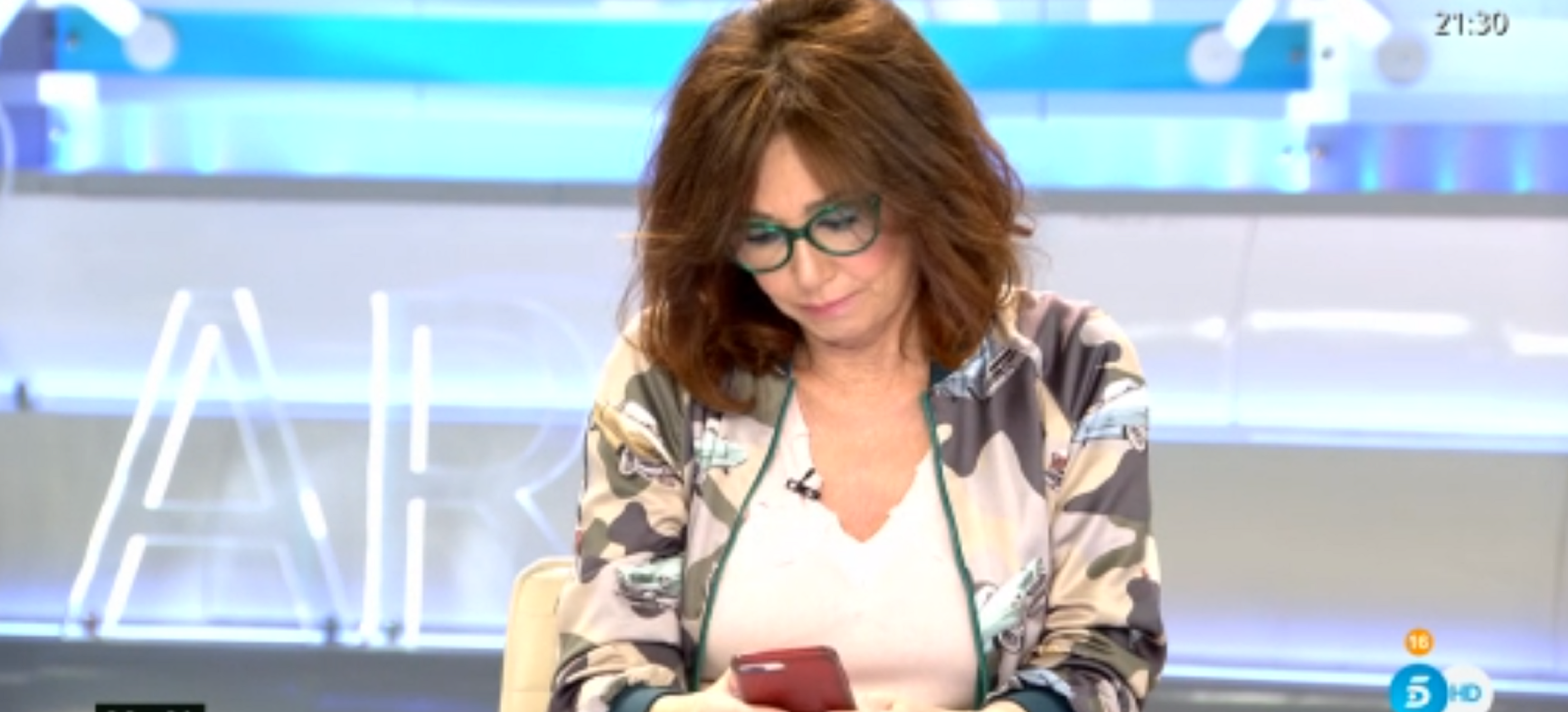 Ana Rosa espiant mòbils s'enfonsa d'audiència a Catalunya