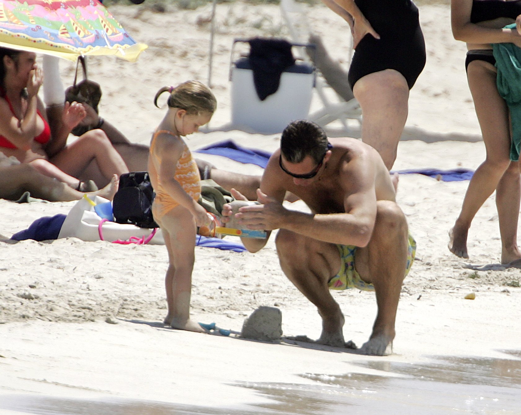 Telecinco té fotos d'Urdangarin i l'amant a la platja l'agost en banyador i bikini