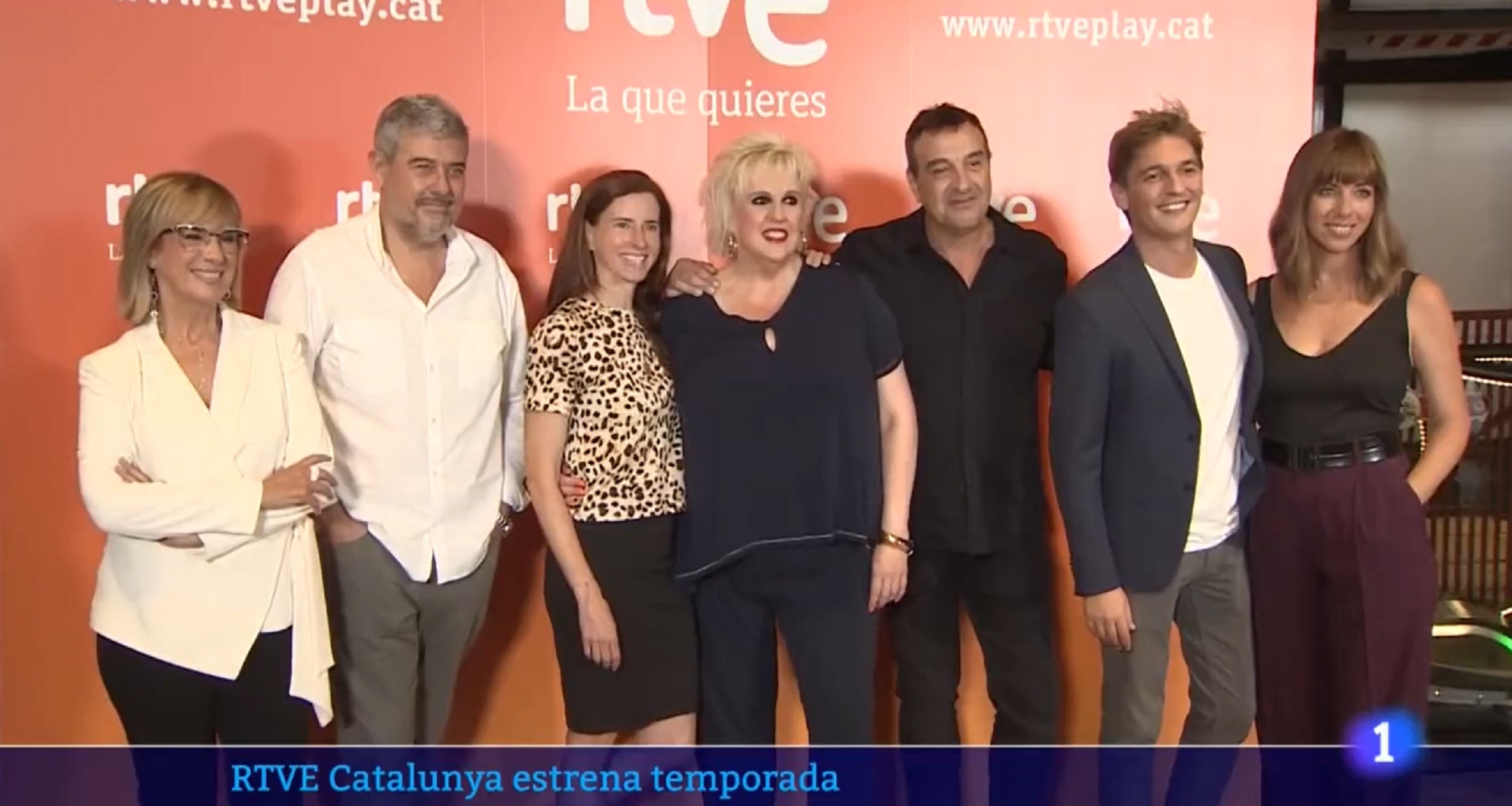 Canvi de jaqueta: un VIP de TV3 es declara socialista i toca el dos a TVE a presentar un late night