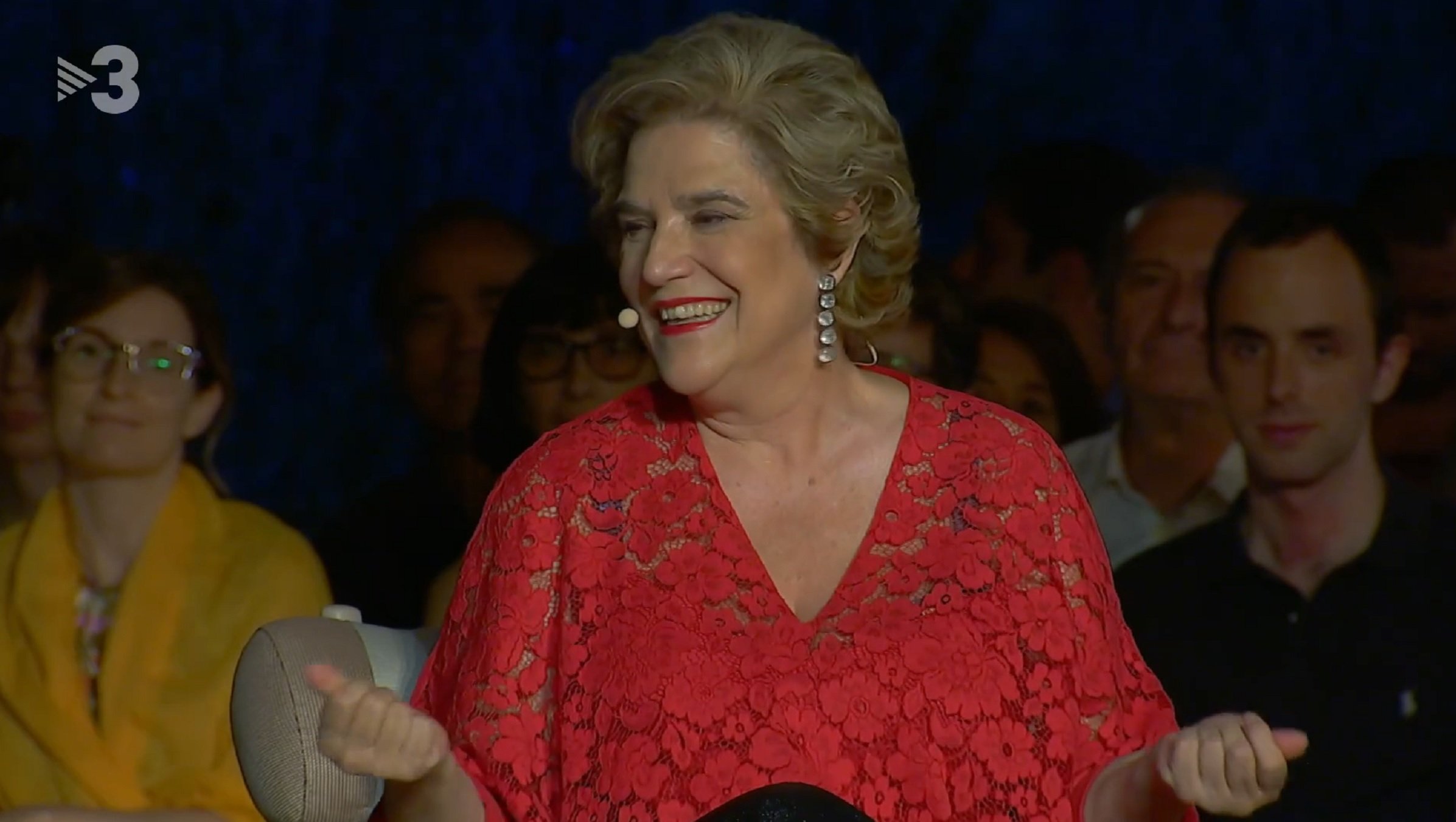 Pilar Rahola amb els seus tres fills a la Diada: així han crescut Sira, Noè i Ada