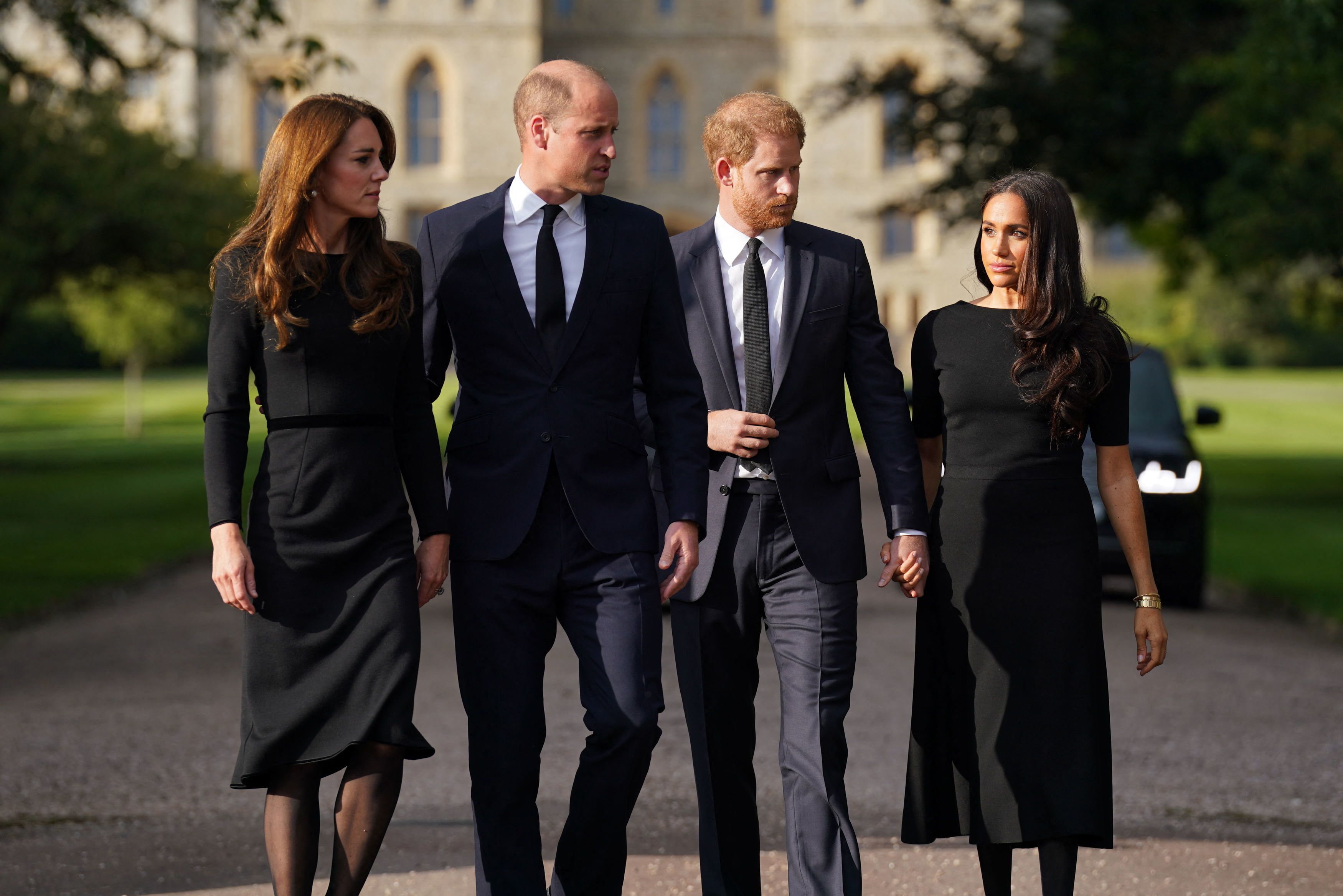 Guillem intenta impedir que Meghan Markle i Harry apareguin en la coronació de Carles III