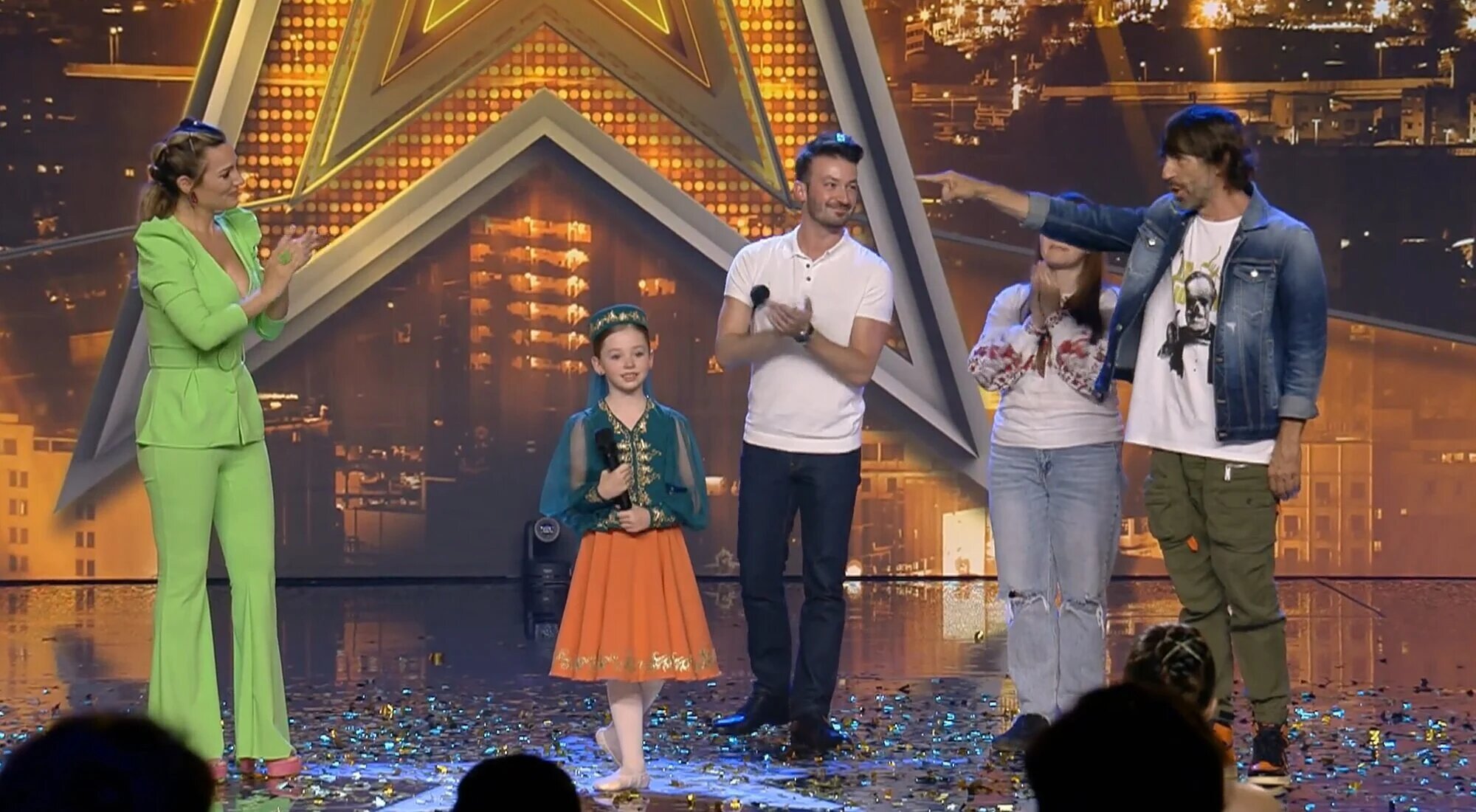 Edurne (Got Talent), entre llàgrimes, prem el botó daurat amb la ucraïnesa Zlata