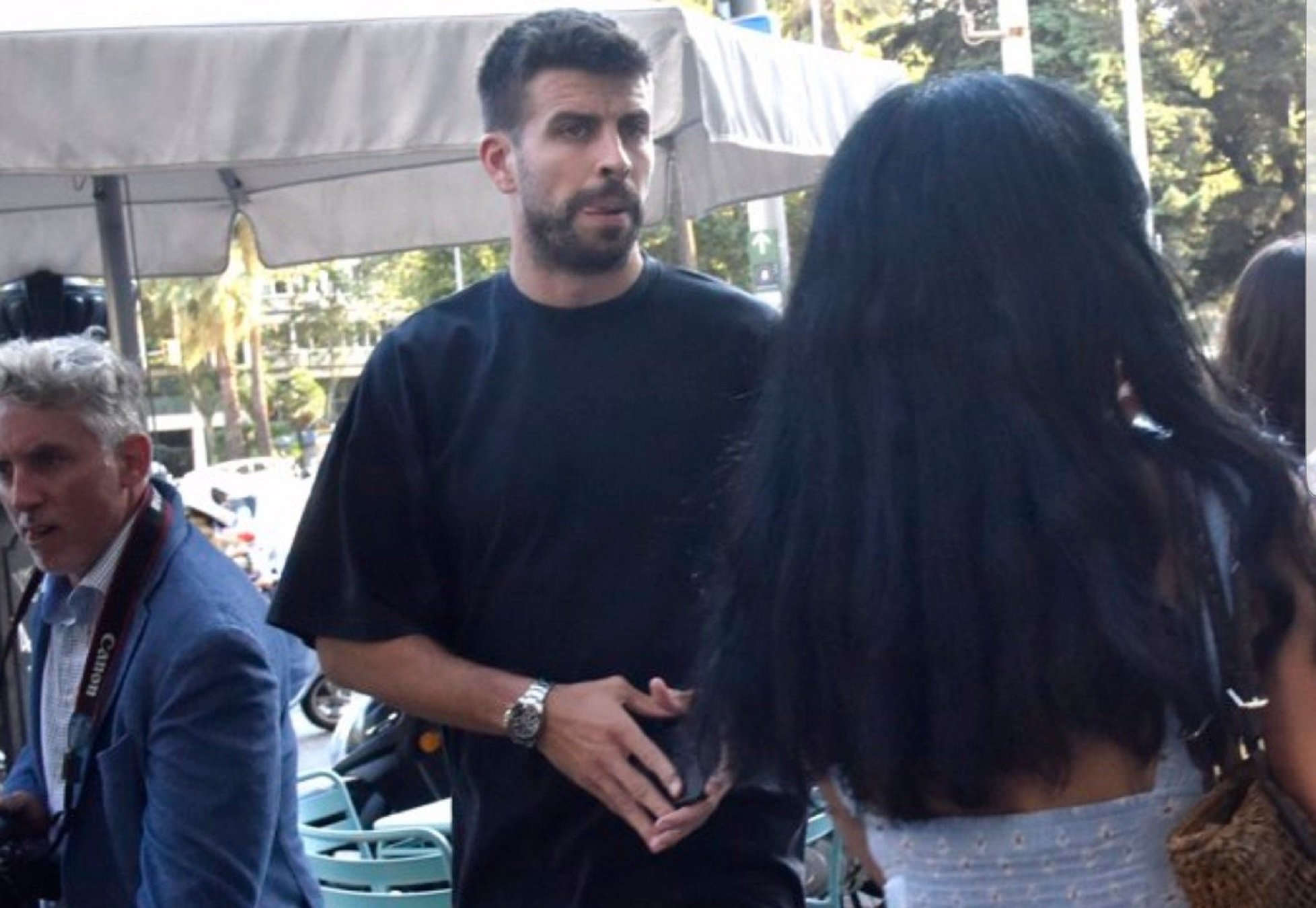 Gerard Piqué se levanta muy enfadado de la mesa: la oferta ofensiva de Shakira