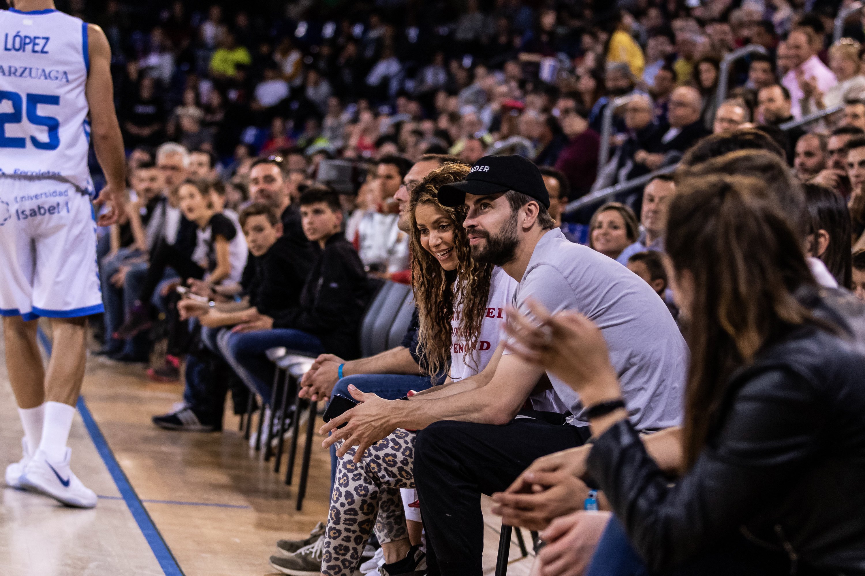 Shakira y Piqué imitan a Urdangarin y Cristina: bravo