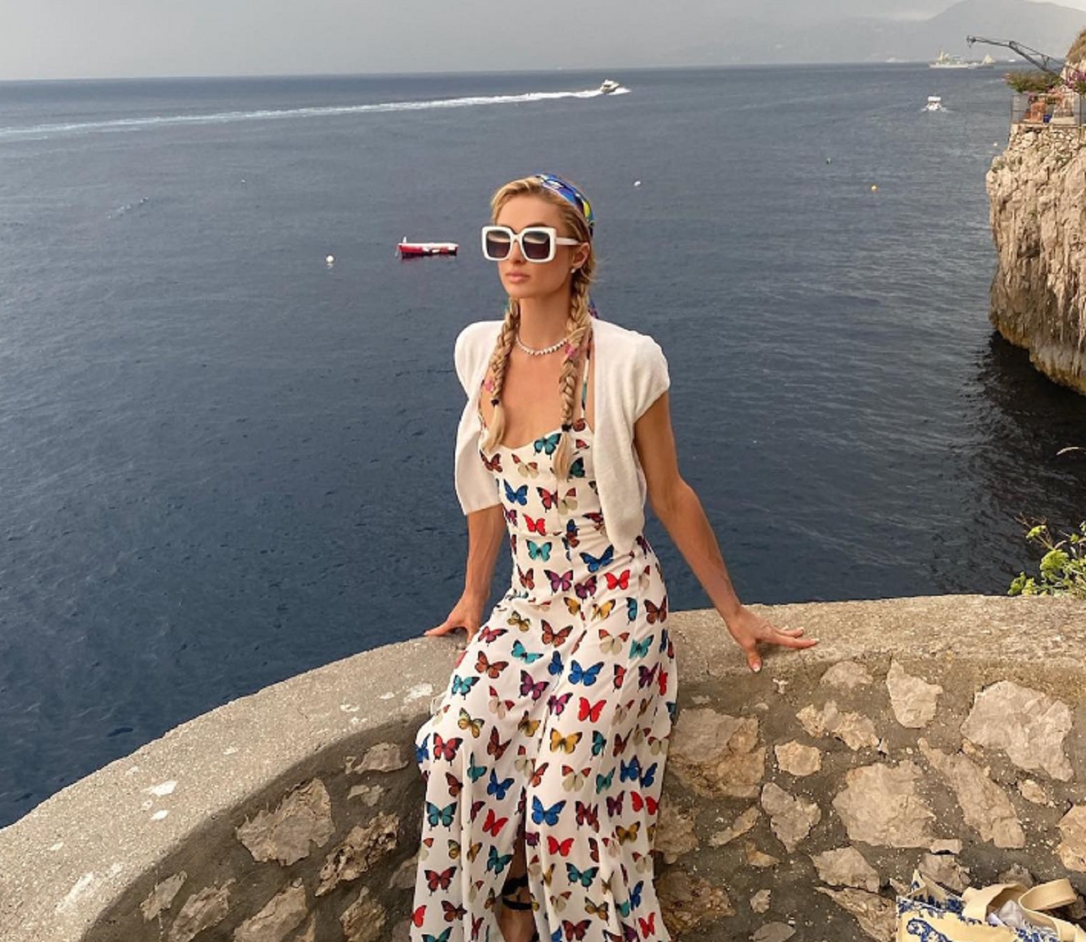 Paris Hilton no envelleix: brutal reportatge als 41 anys que ens mostra els trucs de l'eterna joventut