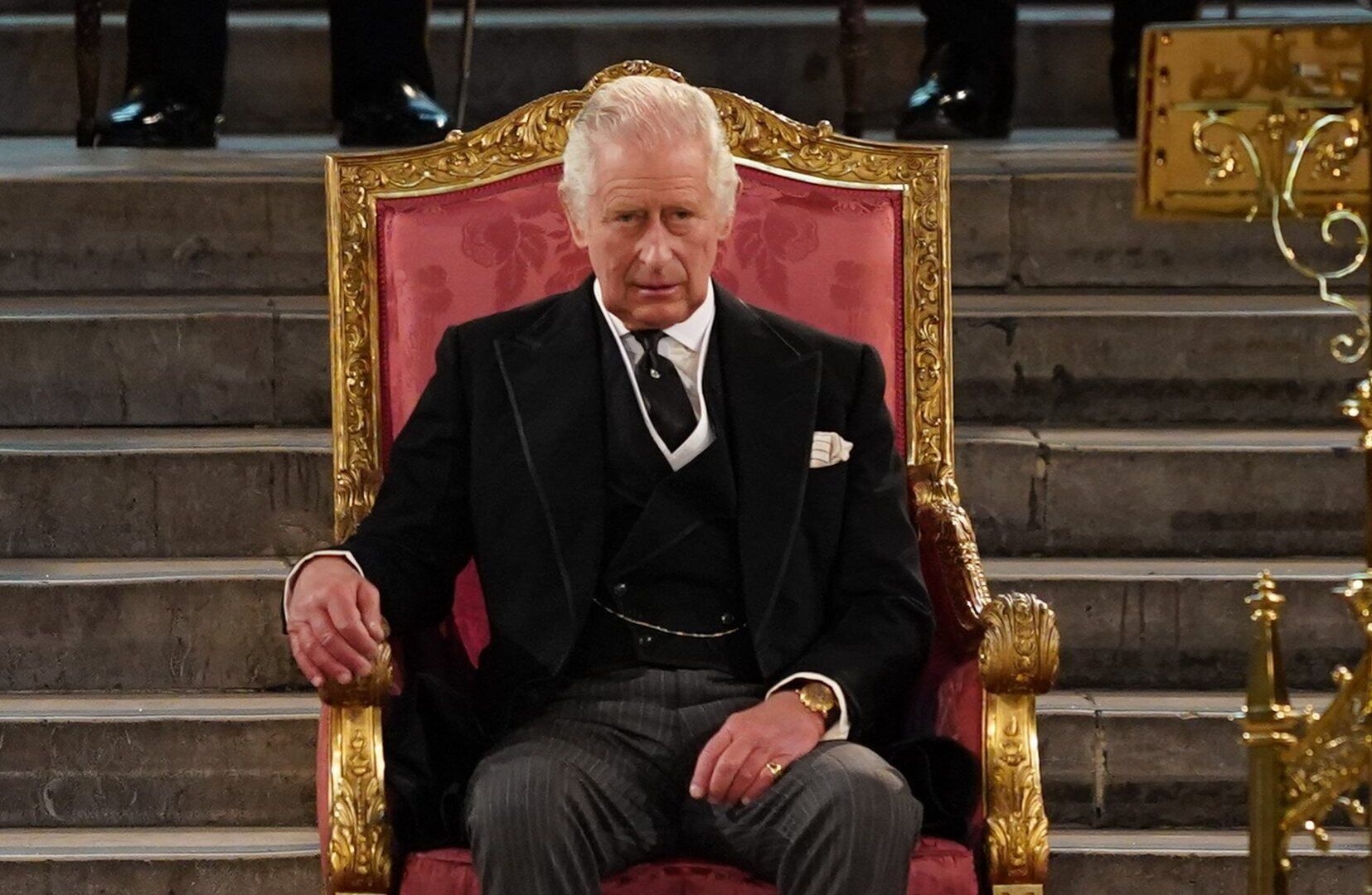 Carles III canvia el despertador per un gaiter