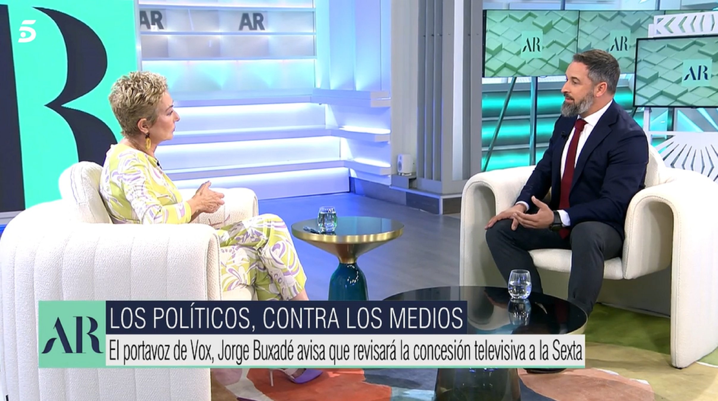 Topada brutal entre Ana Rosa Quintana i Santiago Abascal