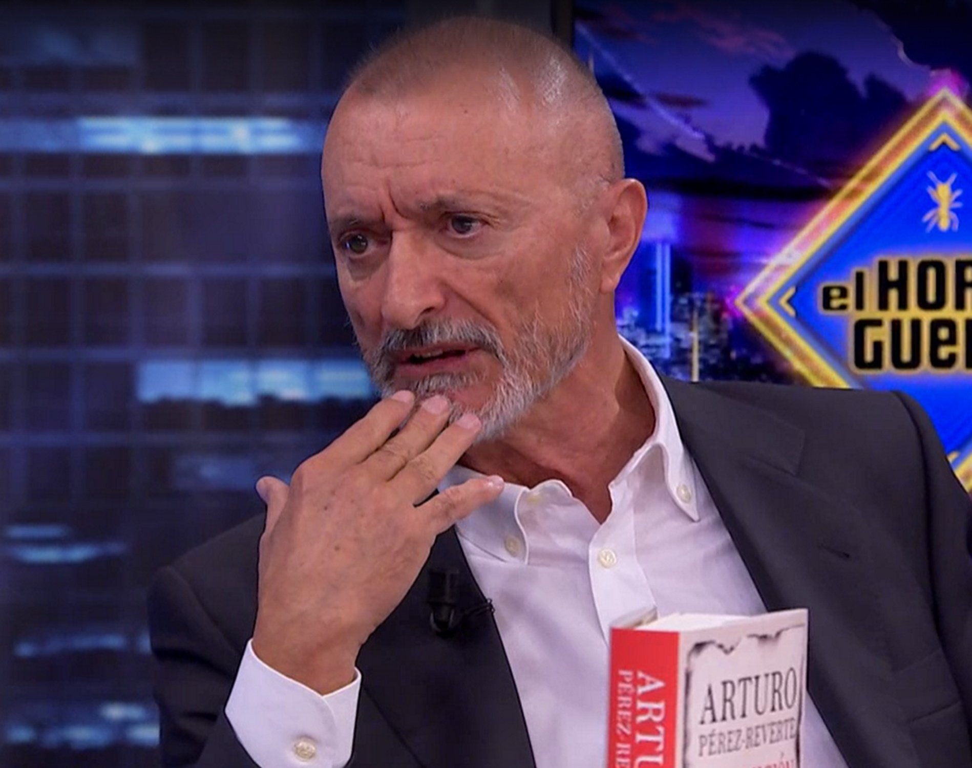Arturo Pérez-Reverte enfurece a muchas mujeres en 'El Hormiguero': "Indecente"