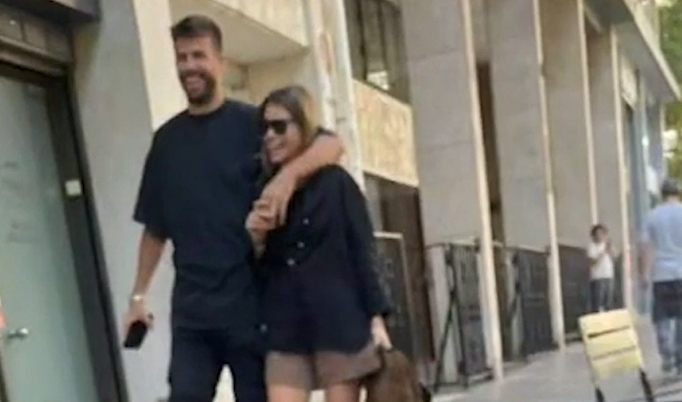 El bar pijo de Barcelona donde Gerard Piqué y Clara Chía se dan besos en la boca