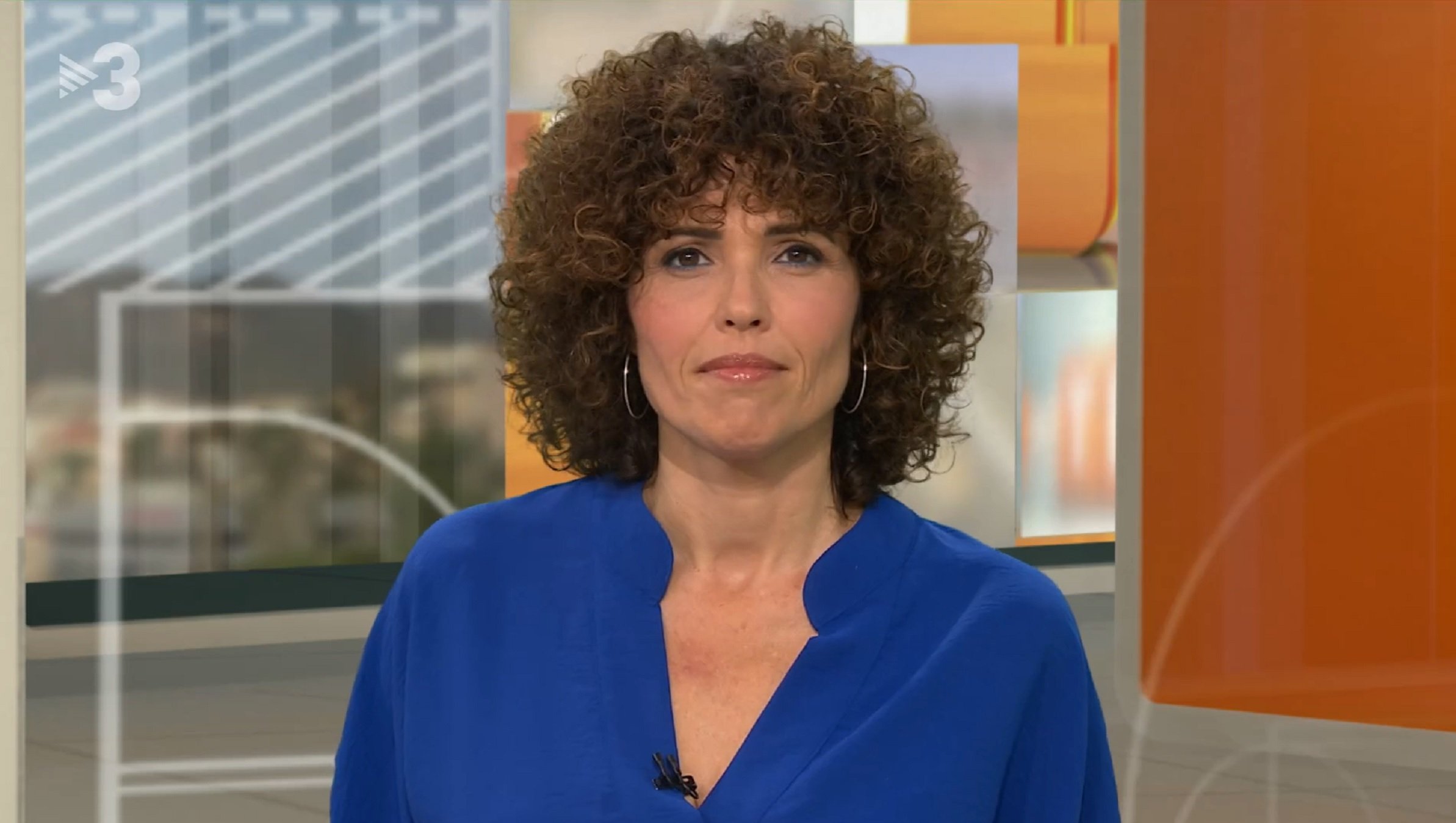 Marta Bosch fora de TV3 amb vestit de festa i escot de vertigen: espectacular