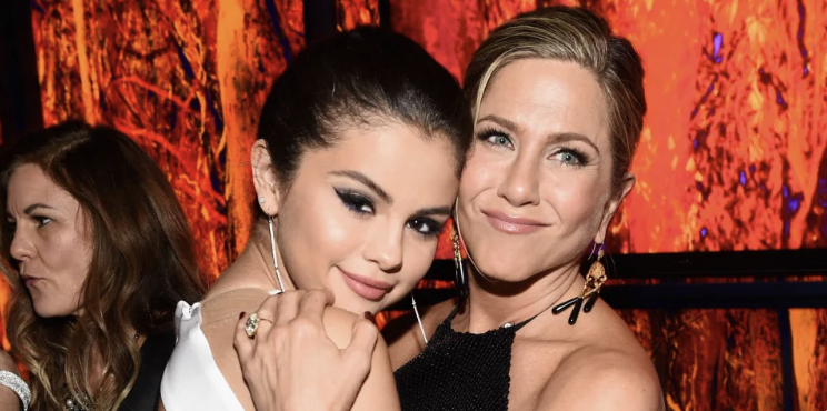 Selena Gómez sigue los pasos de Jennifer Aniston