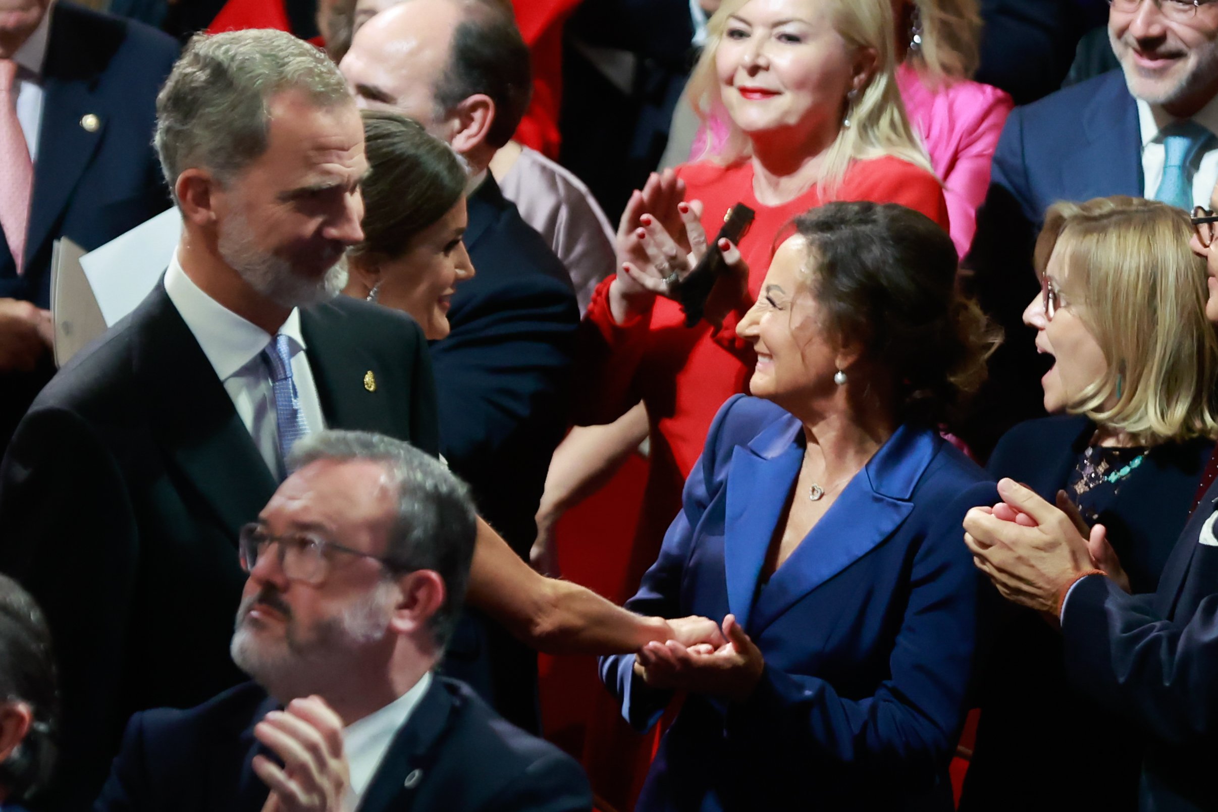 Sopapo de la madre de Letizia a Sofía: dos imágenes brutales en los Premios Princesa de Asturias