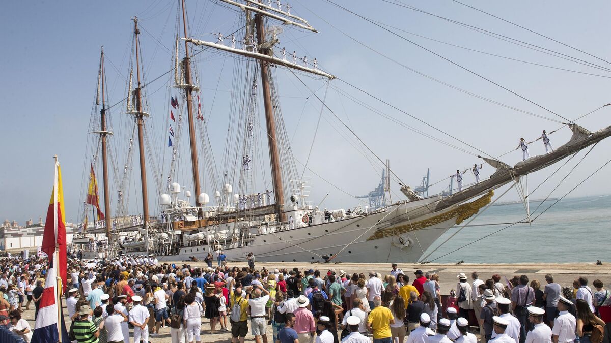 Elcano instala un teléfono que supera los 2.000 euros en el camarote de Leonor