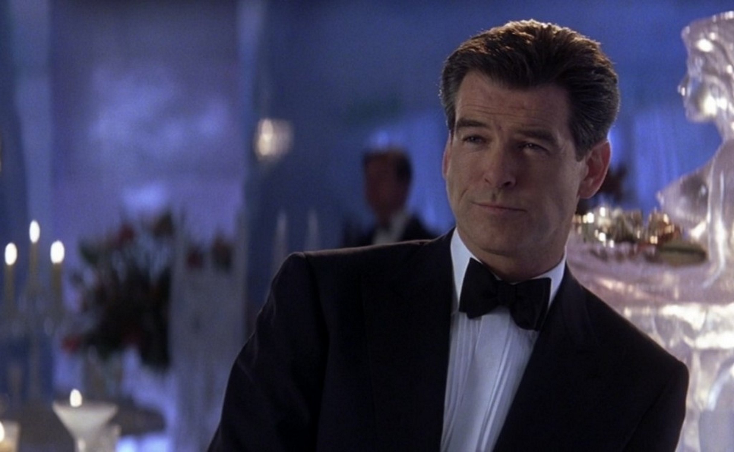 Pierce Brosnan ya no es el de las películas: ahora es un abuelo tierno de 69 años