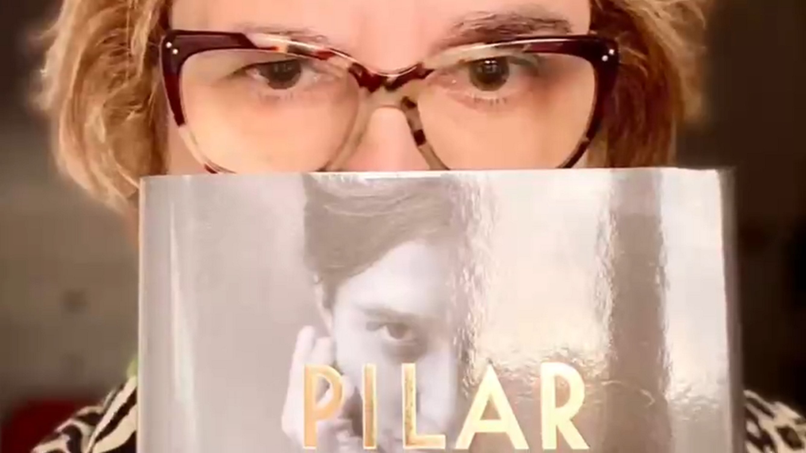 Pilar Rahola ens endinsa en la seva darrera novel·la, 'Ocell d'aire i de foc'