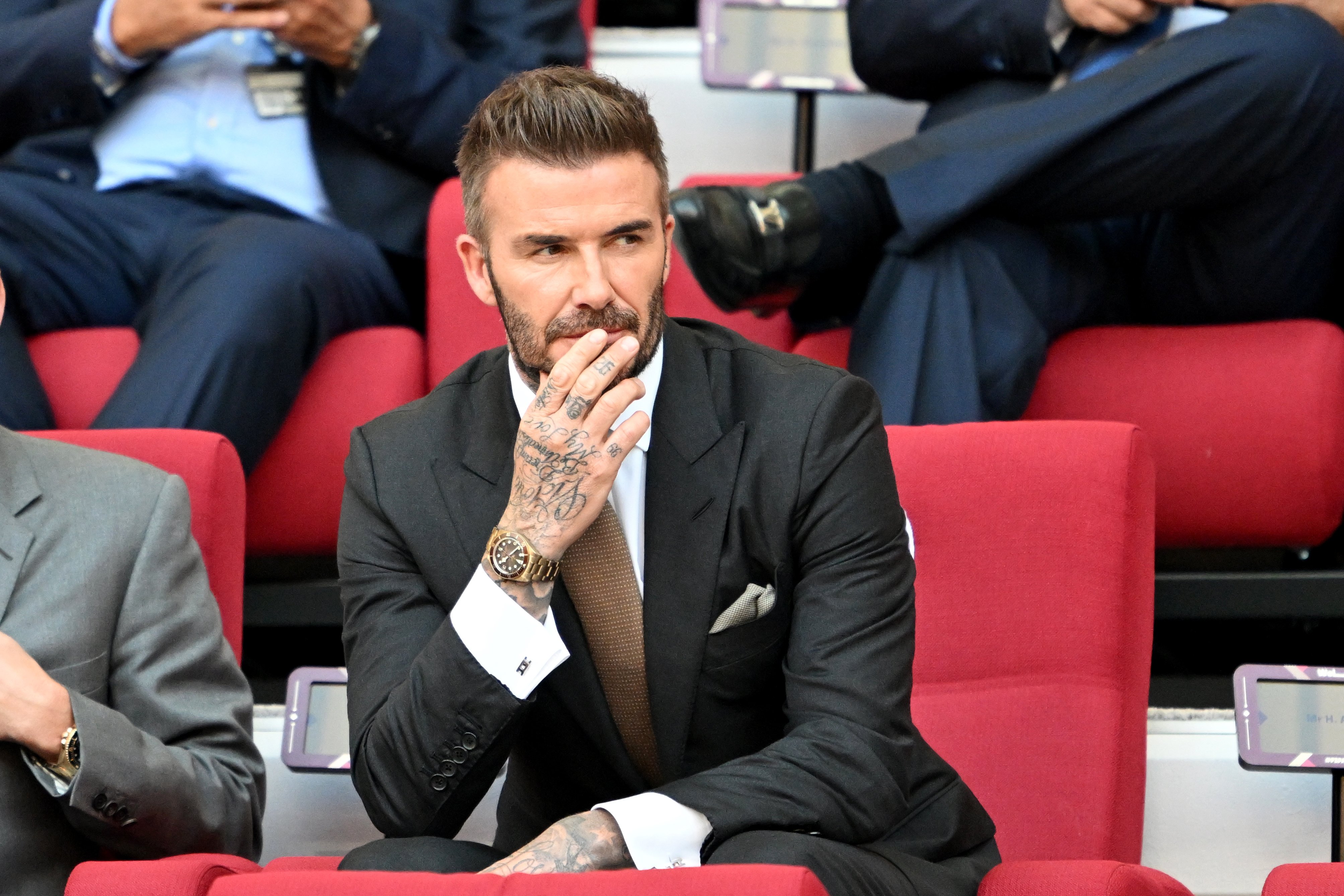 Nova tradició? Els intercanvis que es van fer David Beckham i Carles III