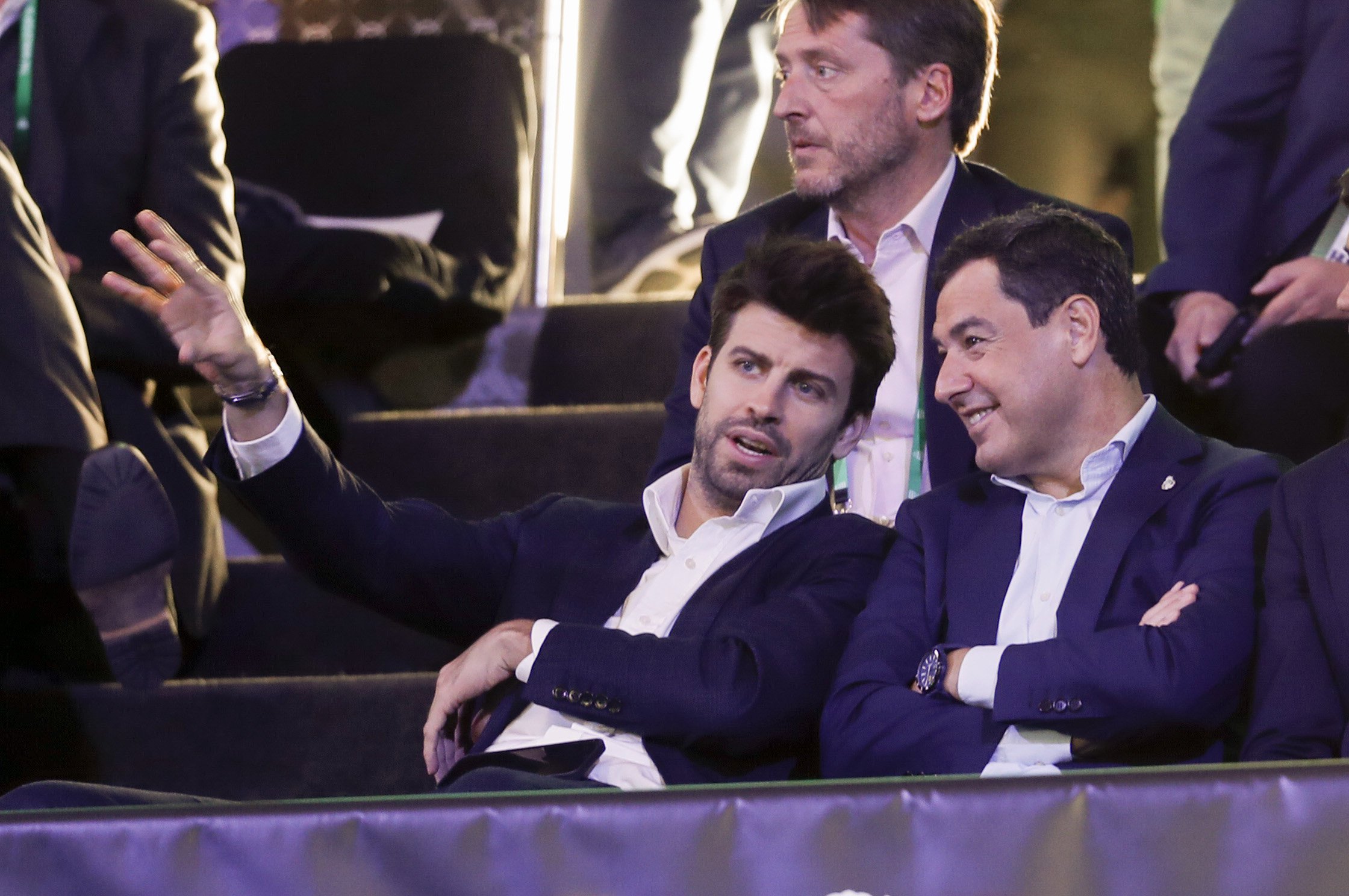 Shakira diu prou: Clara Chía i Gerard Piqué, petons apassionats al tennis