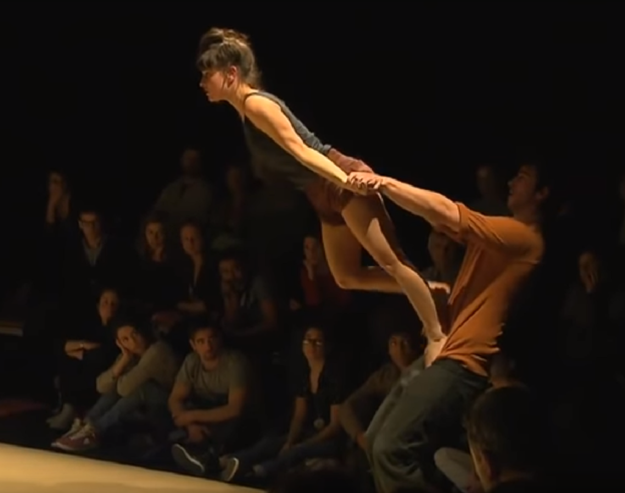 El vídeo de danza-acrobacia que impresiona en Youtube