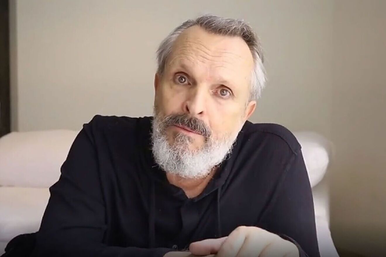 Miguel Bosé, borracho perdido cayéndose por las esquinas